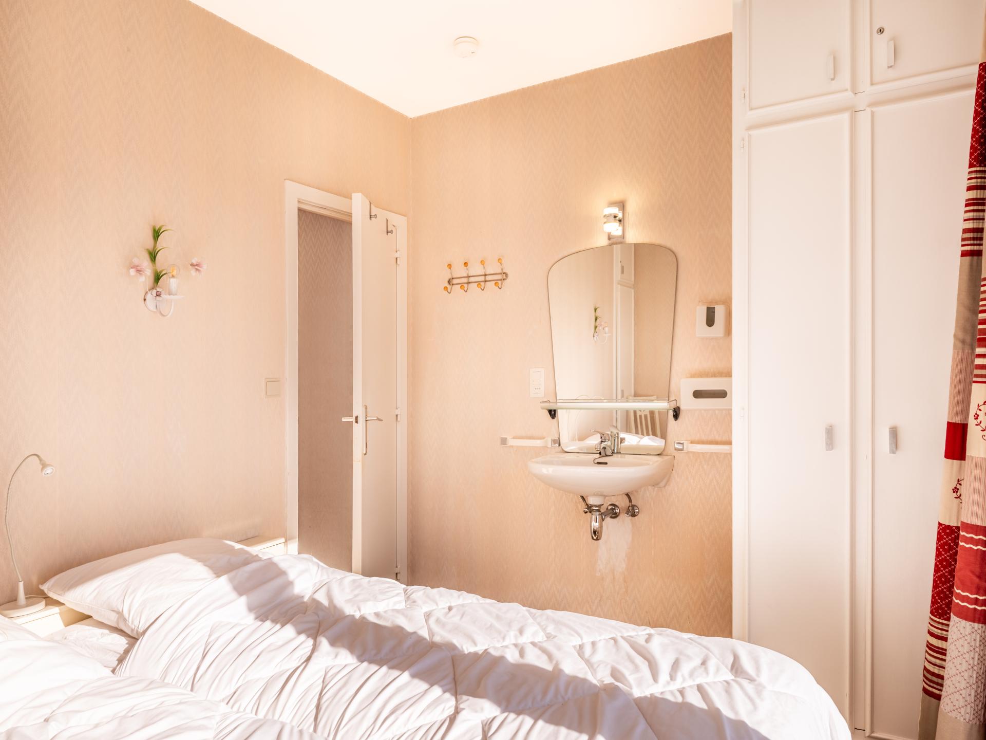 Penthouse met frontaal zeezicht en twee terrassen op de zeedijk van Koksijde - foto 14