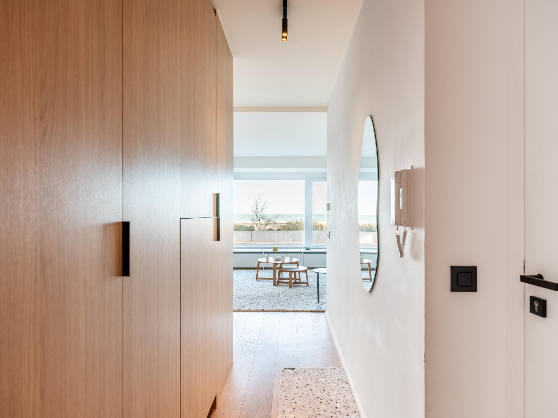 Luxe appartement met frontaal zeezicht op 10 meter van het strand in Sint-Idesbald - foto 15
