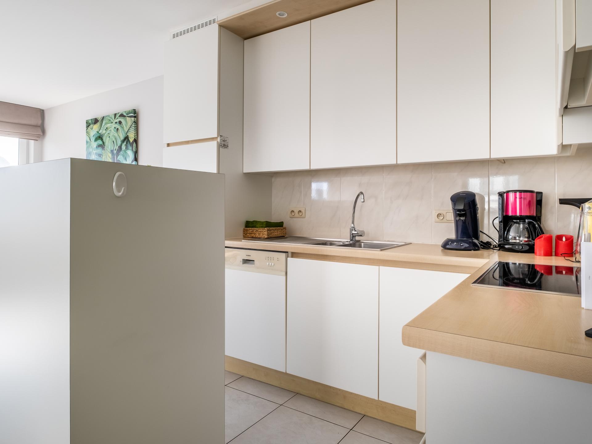 Modern appartement op 300m van strand en duinen in Sint-Idesbald - foto 4