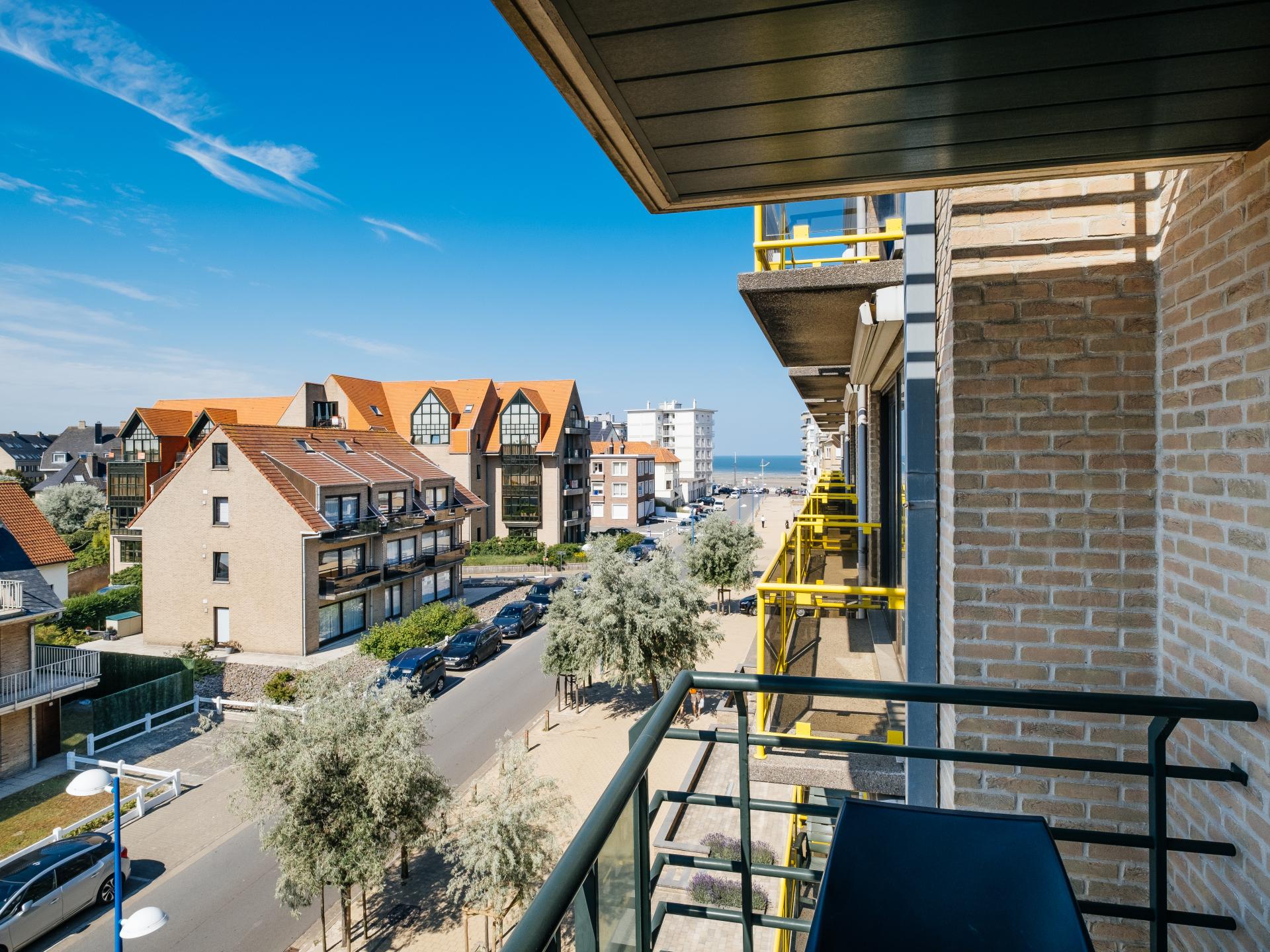 Ruim familieappartement met zeezicht op 150m van het strand in Koksijde - foto 2