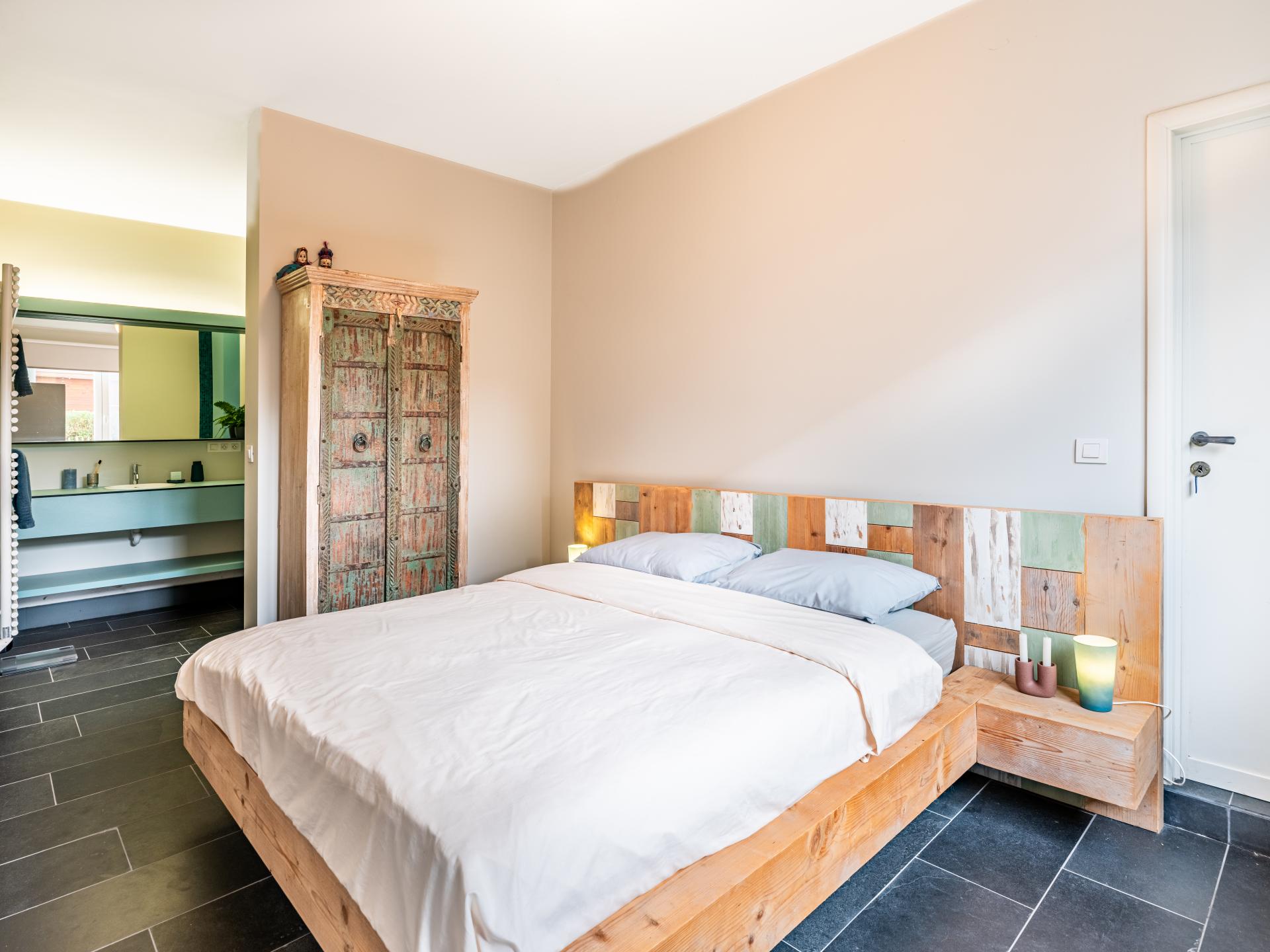 Op 500 m van zee: Gerenoveerd appartement met tuin in Sint-Idesbald - foto 3