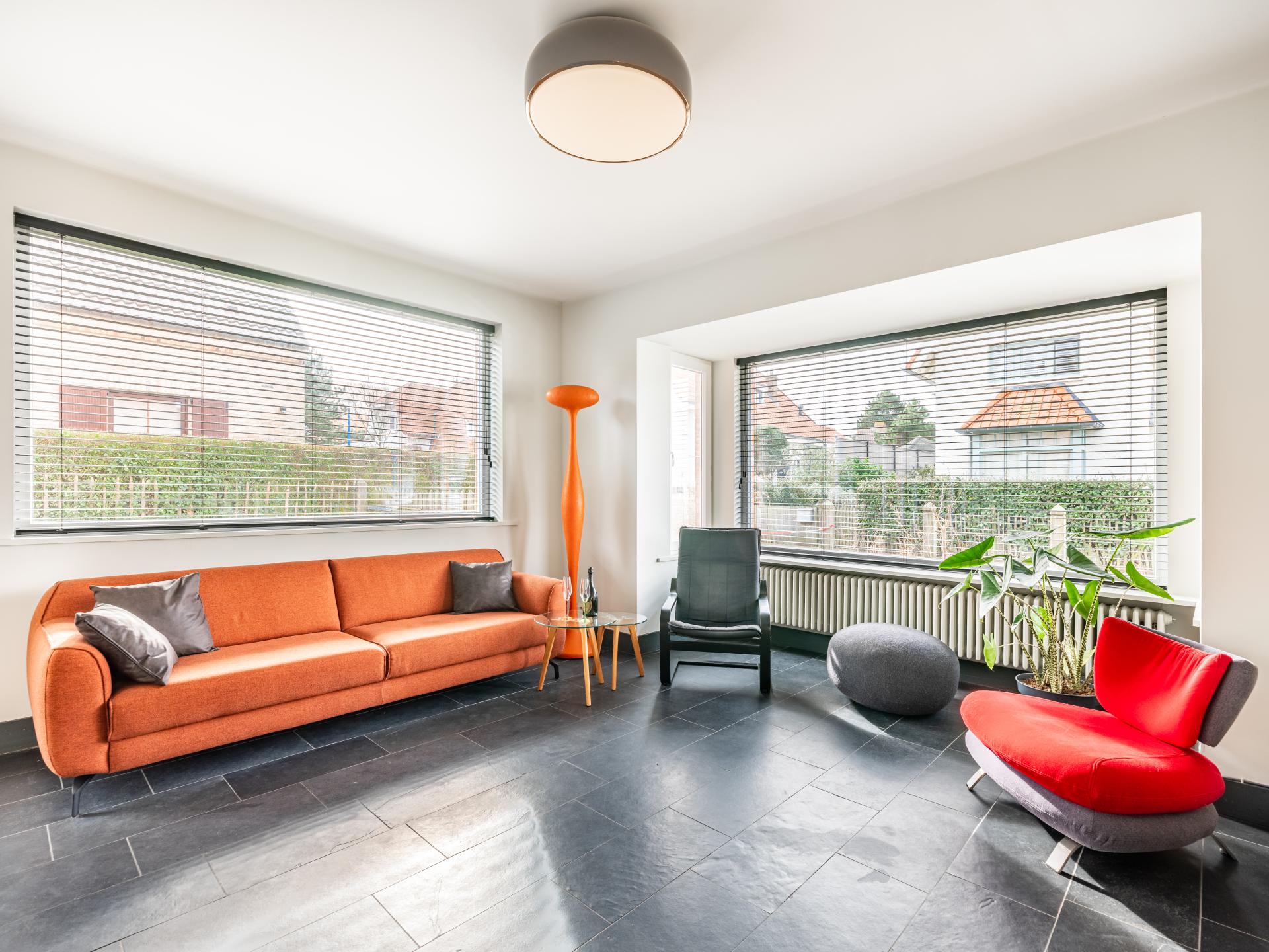 Op 500 m van zee: Gerenoveerd appartement met tuin in Sint-Idesbald - foto 1