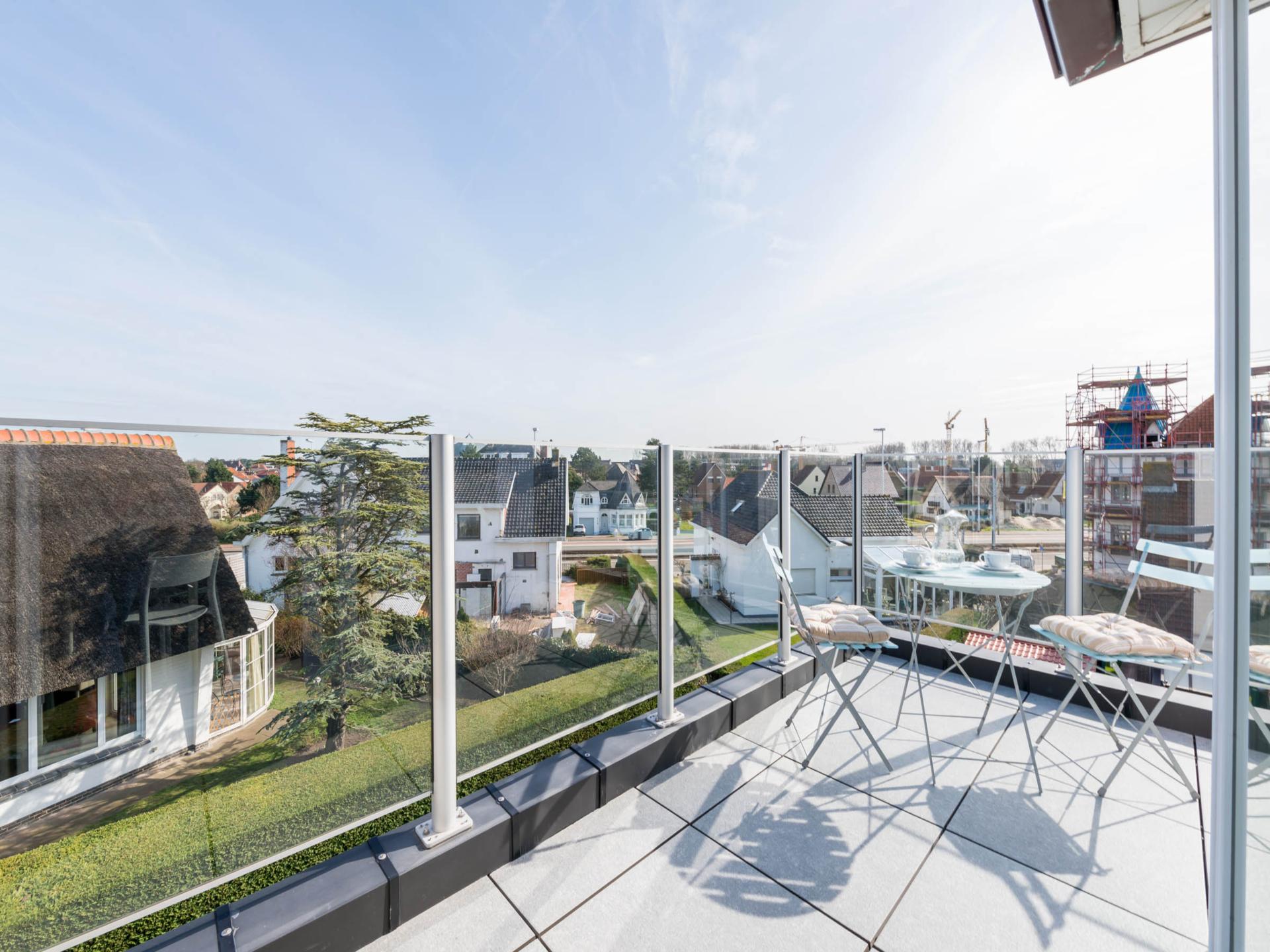 Licht appartement met zonnig terras en zeezicht in Koksijde, op 500m van het strand - foto 14