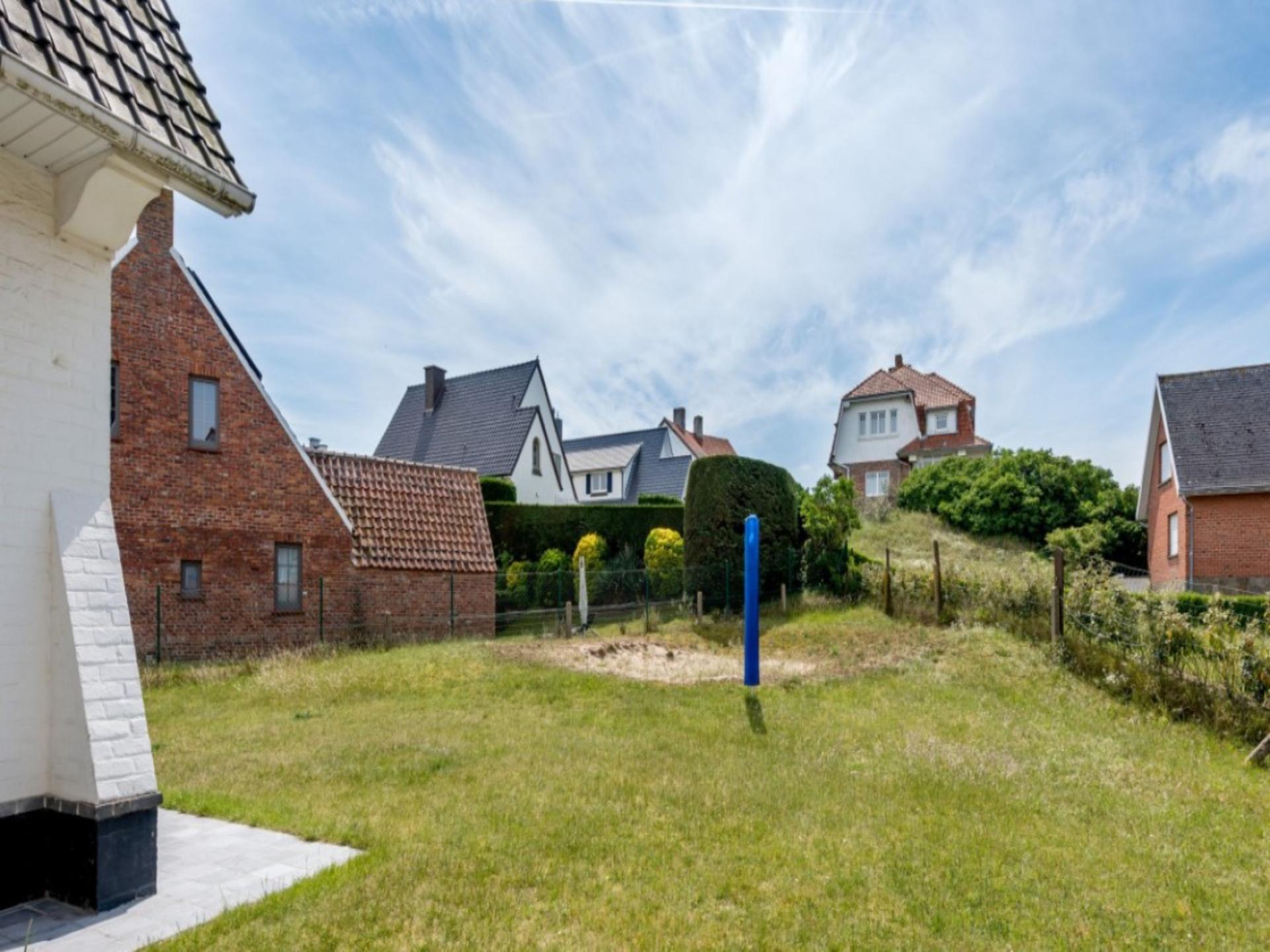 Gerenoveerde kustvilla met zonnige tuin op 250m van het strand in Sint-Idesbald - foto 26