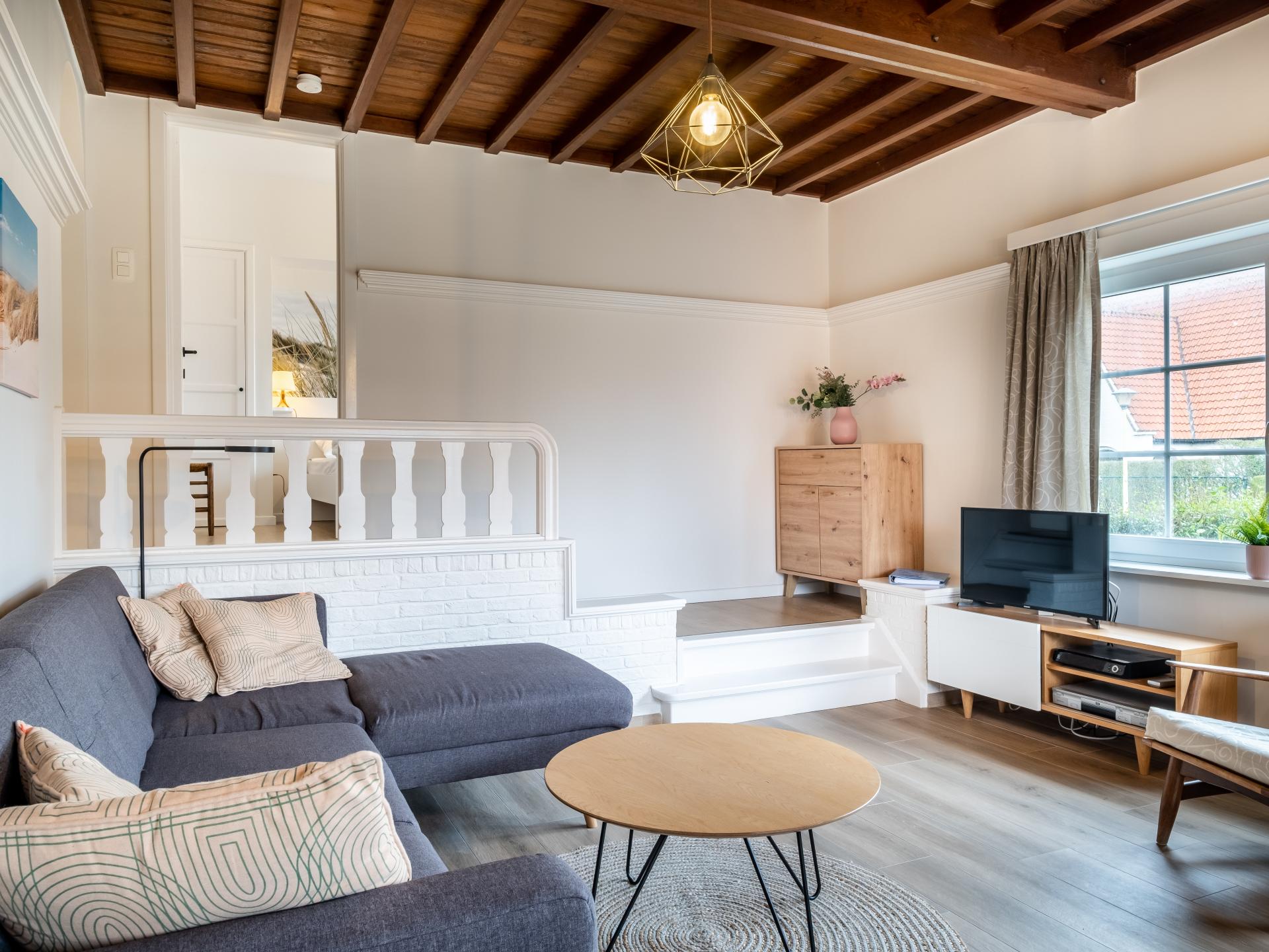 Gerenoveerde kustvilla met zonnige tuin op 250m van het strand in Sint-Idesbald - foto 9