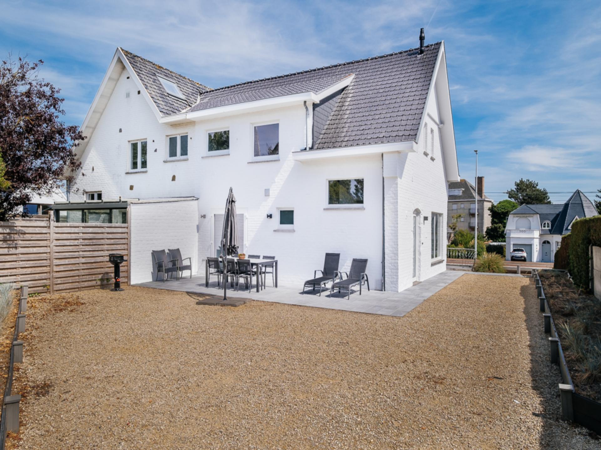 Zonovergoten vakantiehuis voor 8 personen, 260m van centrum Koksijde - foto 1