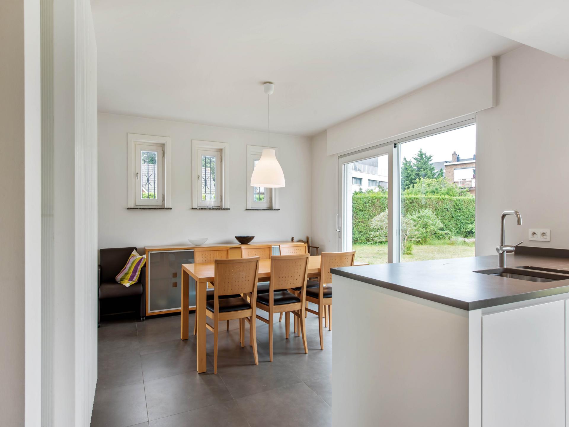 Gerenoveerde villa met zonnige tuin op 1,5 km van het strand in Koksijde - foto 12
