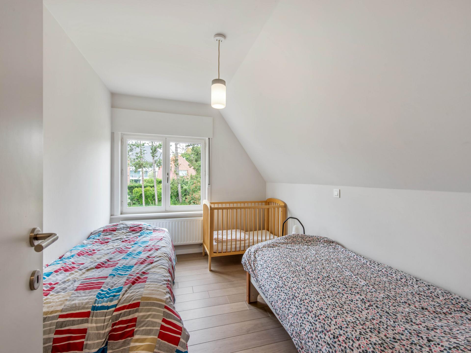 Gerenoveerde villa met zonnige tuin op 1,5 km van het strand in Koksijde - foto 17