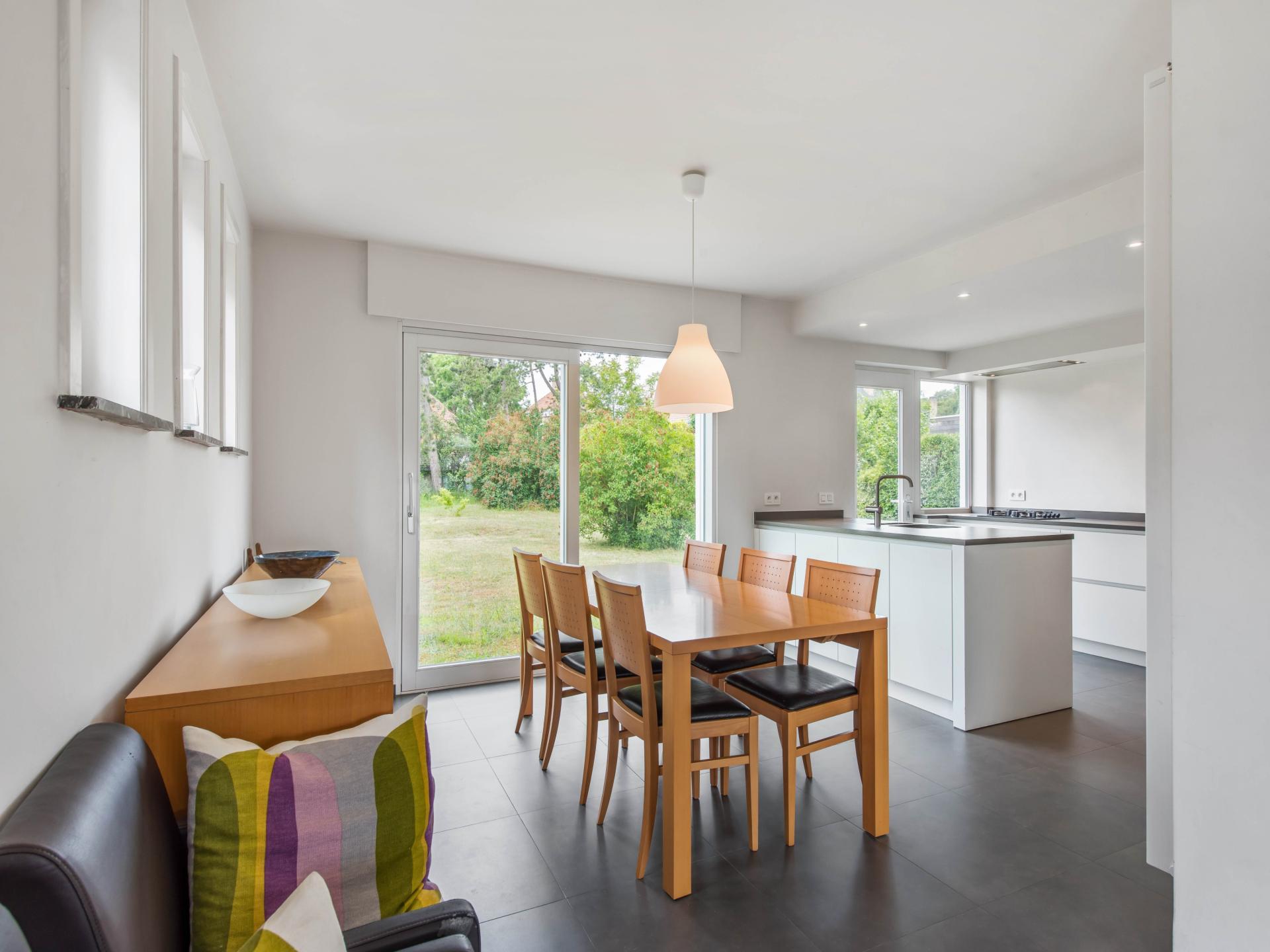 Gerenoveerde villa met zonnige tuin op 1,5 km van het strand in Koksijde - foto 3