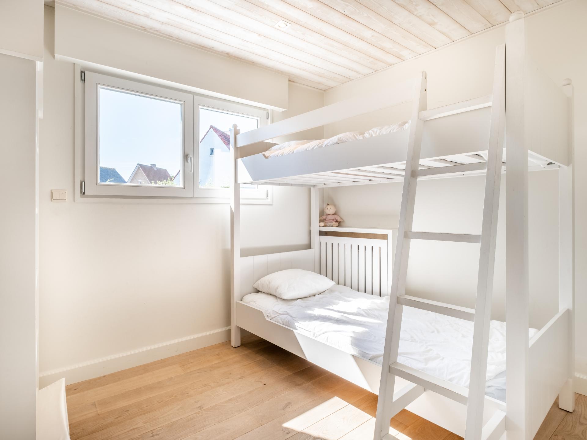 Stijlvol vakantiehuis voor 8 in Koksijde, 700m van zee met tuin & spa - foto 14