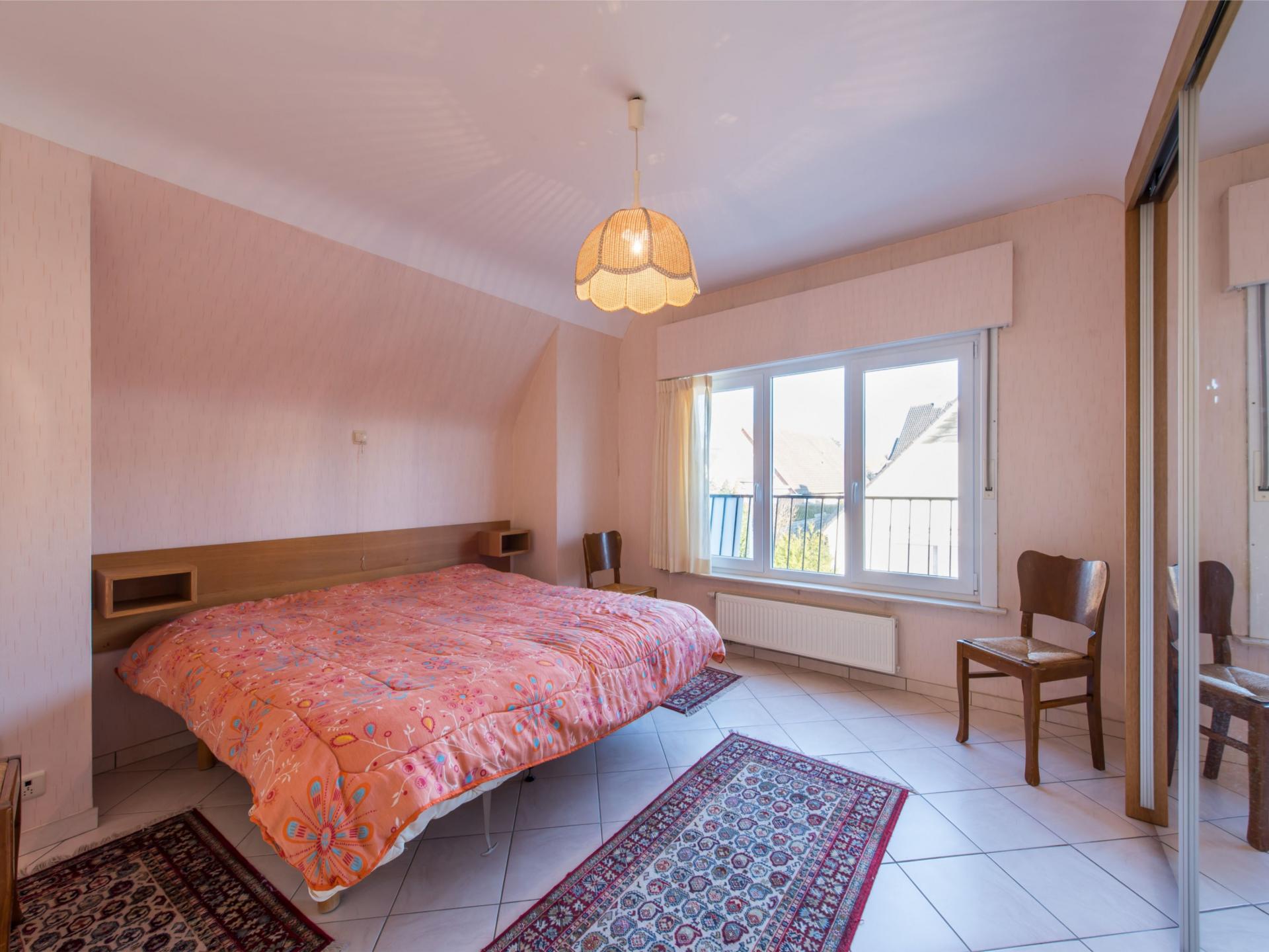 Ruime villa in Koksijde, op 600 meter van strand en duinen - foto 9