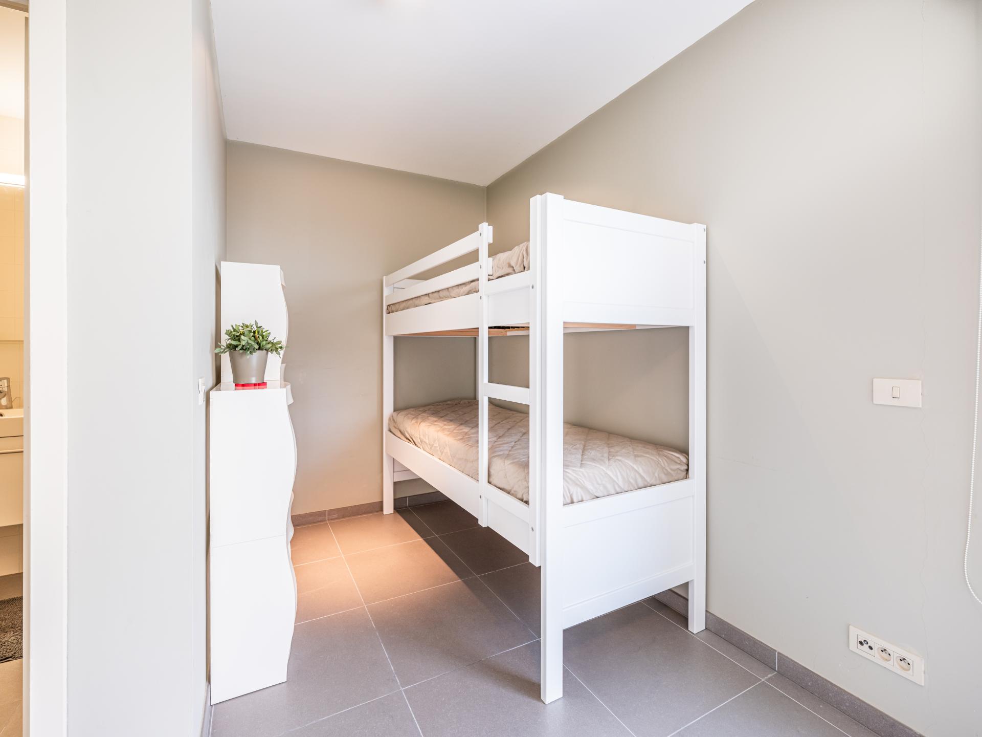 6-persoons nieuwbouw appartement direct aan zee in Koksijde - foto 28