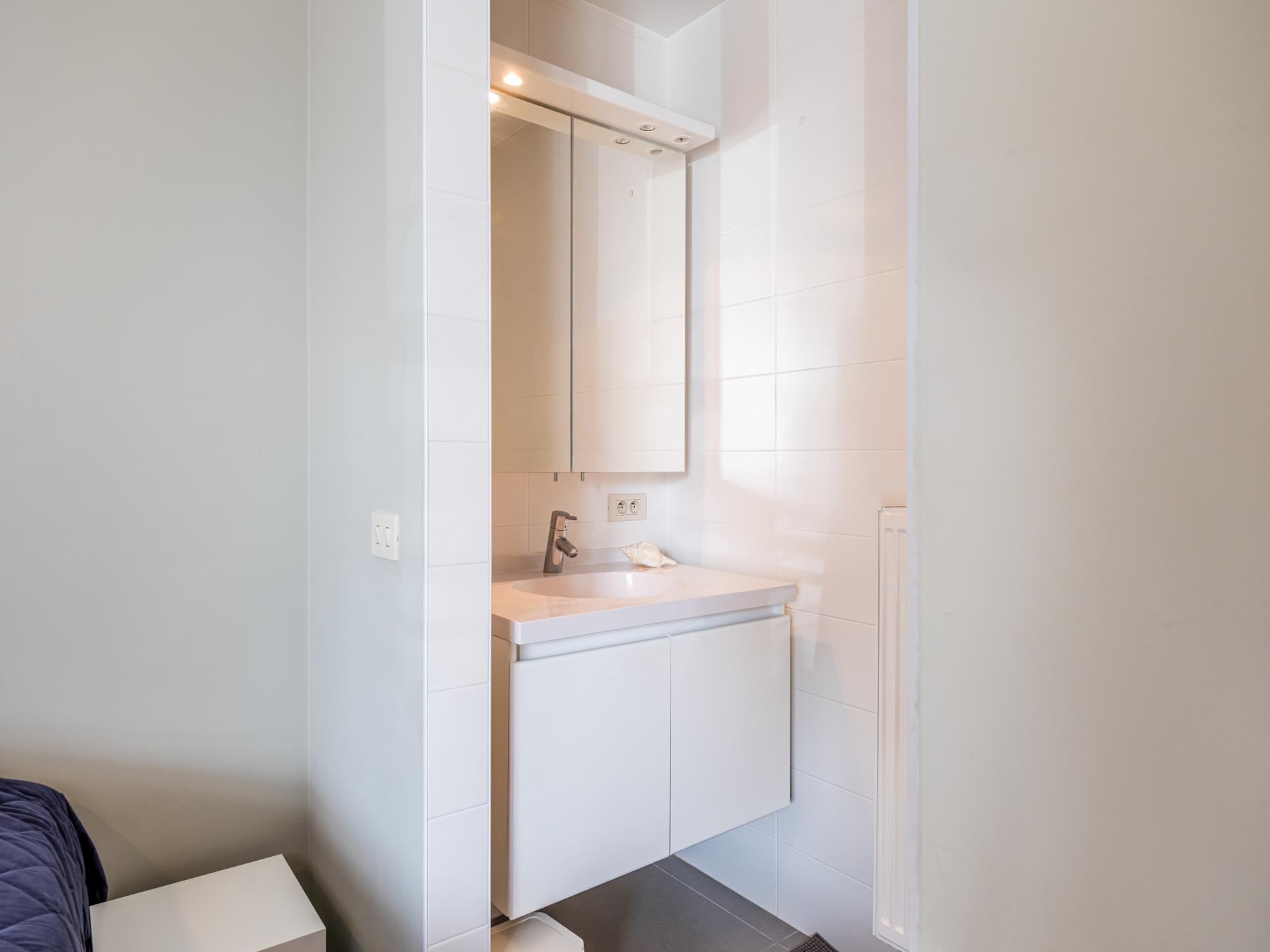 6-persoons nieuwbouw appartement direct aan zee in Koksijde - foto 25