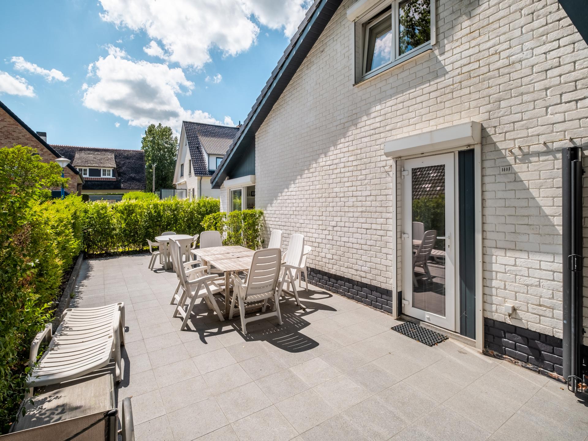 Ruime villa in Koksijde met zonnig terras, op 400 meter van het strand - foto 20