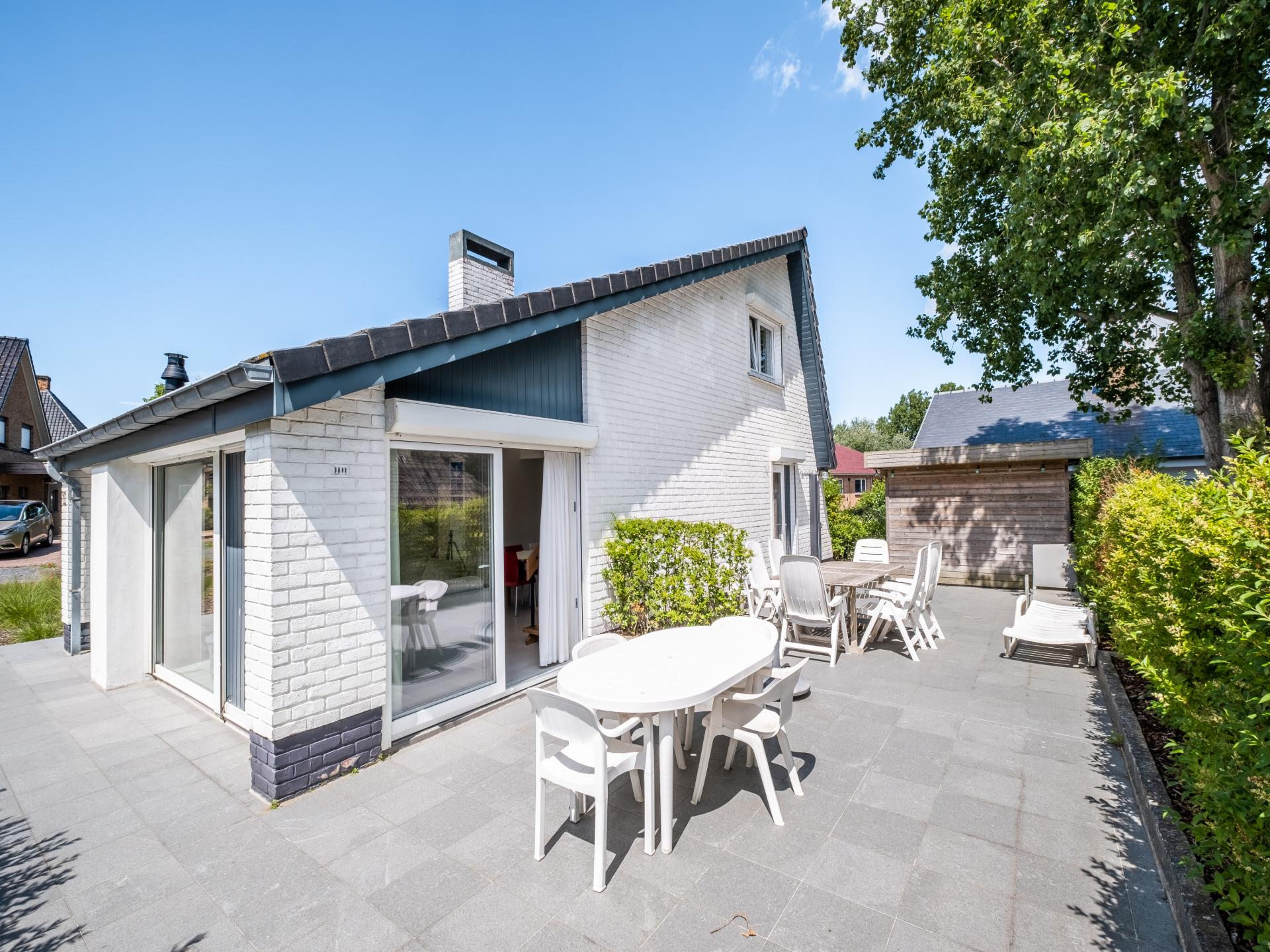 Ruime villa in Koksijde met zonnig terras, op 400 meter van het strand - foto 1