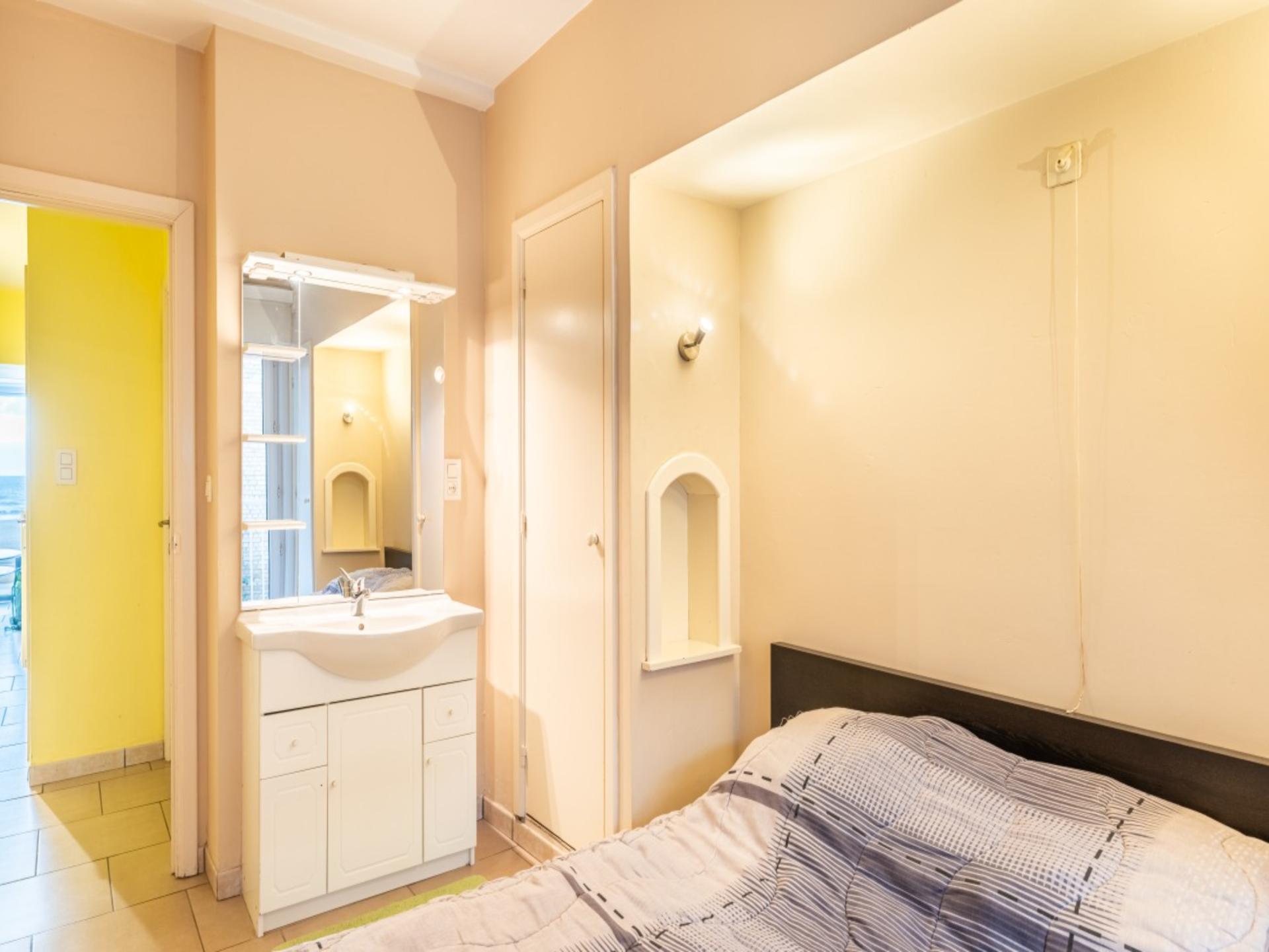Frontaal zeezicht appartement voor 6 op de zeedijk van Koksijde - foto 15