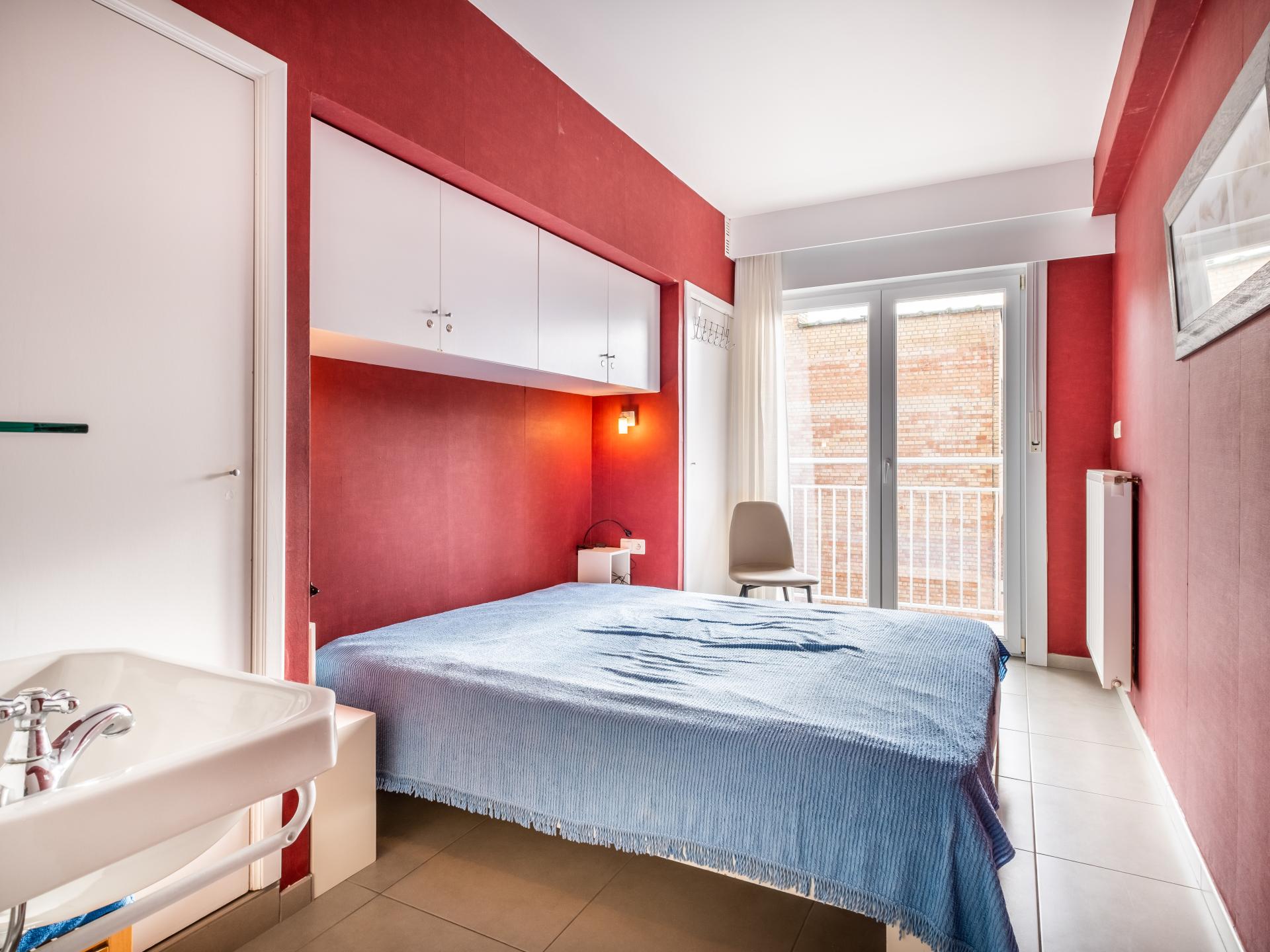 Frontaal zeezicht appartement voor 6 op de zeedijk van Koksijde - foto 9