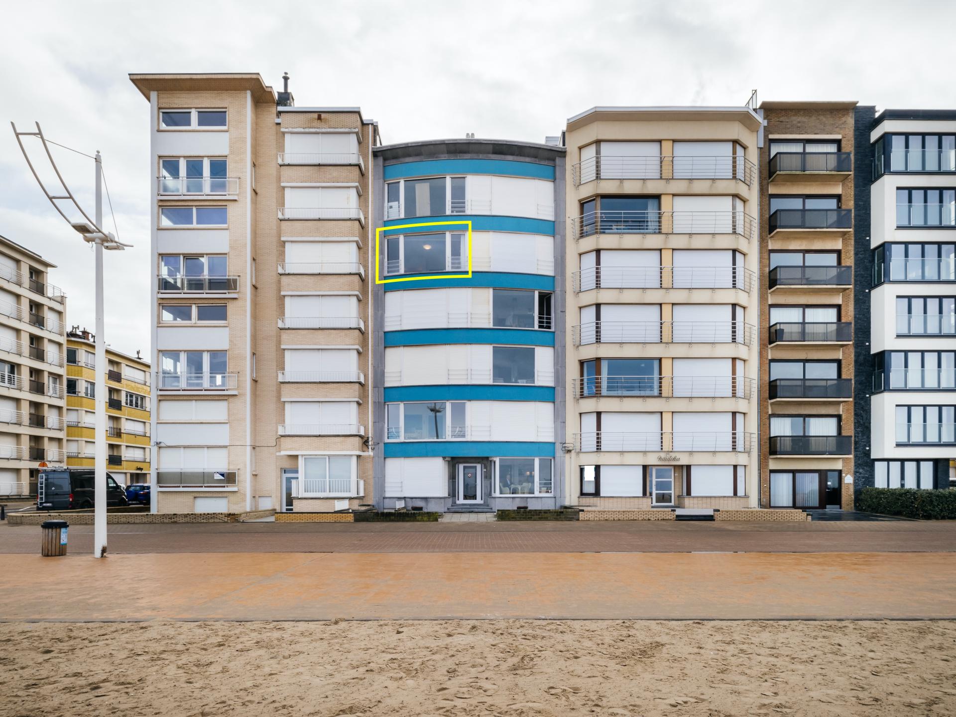 Frontaal zeezicht appartement voor 6 op de zeedijk van Koksijde - foto 14