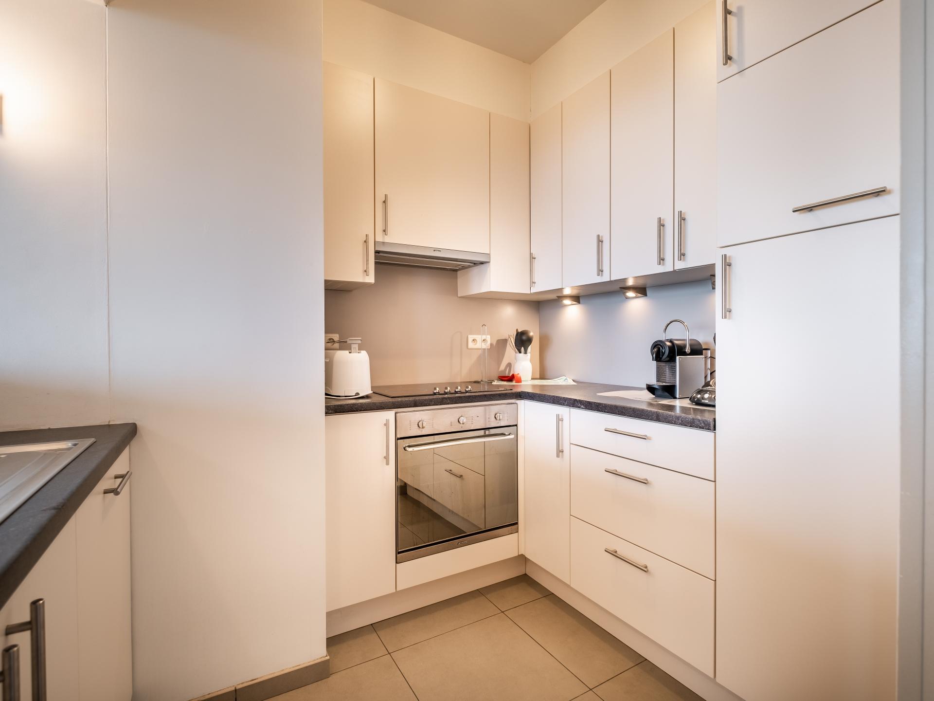 Frontaal zeezicht appartement voor 6 op de zeedijk van Koksijde - foto 7