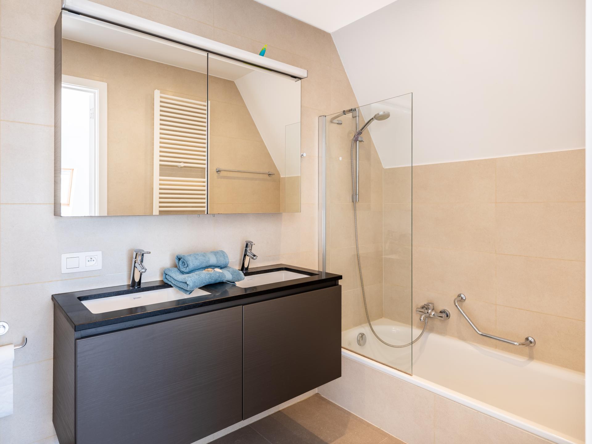 Centraal gelegen appartement aan zee in Koksijde voor 8 personen - foto 17