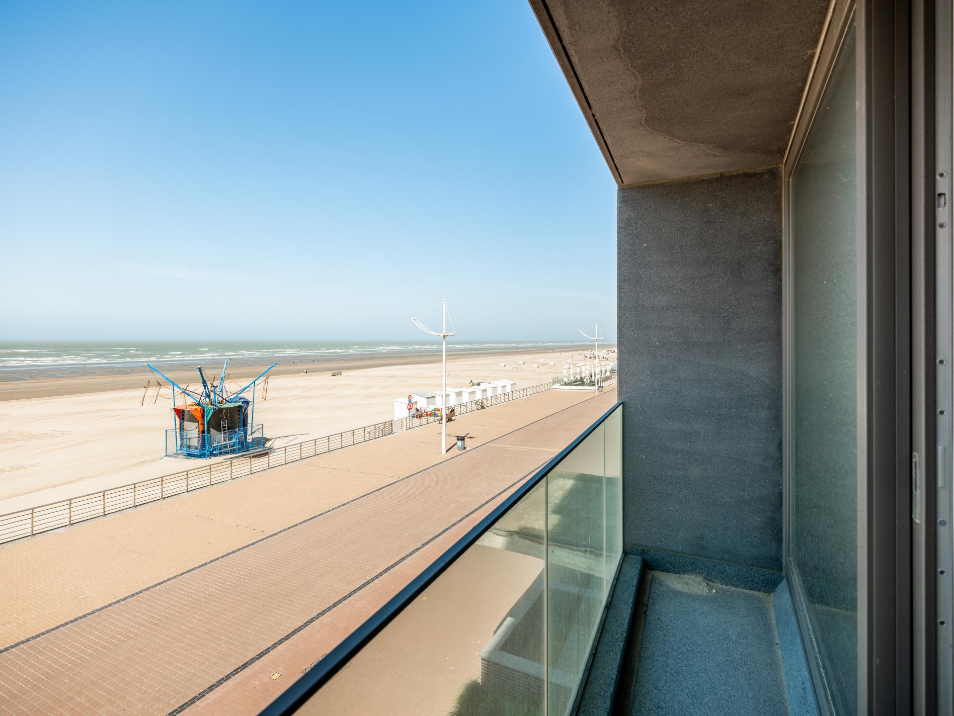 Luxe nieuwbouwappartement met frontaal zeezicht in hartje Koksijde - foto 19