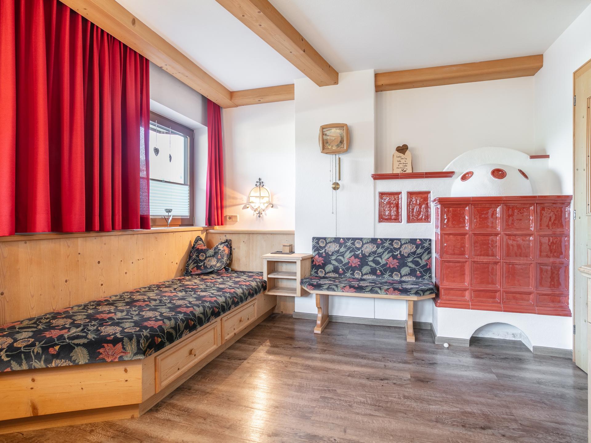 Ruim appartement voor 9 aan de bosrand met sauna, vlakbij de skilift - foto 10