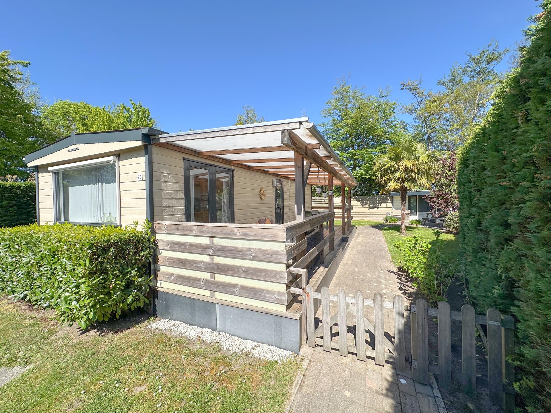 Sfeervol chalet met veranda op kindvriendelijk vakantiepark in hart van Zeeland - foto 25
