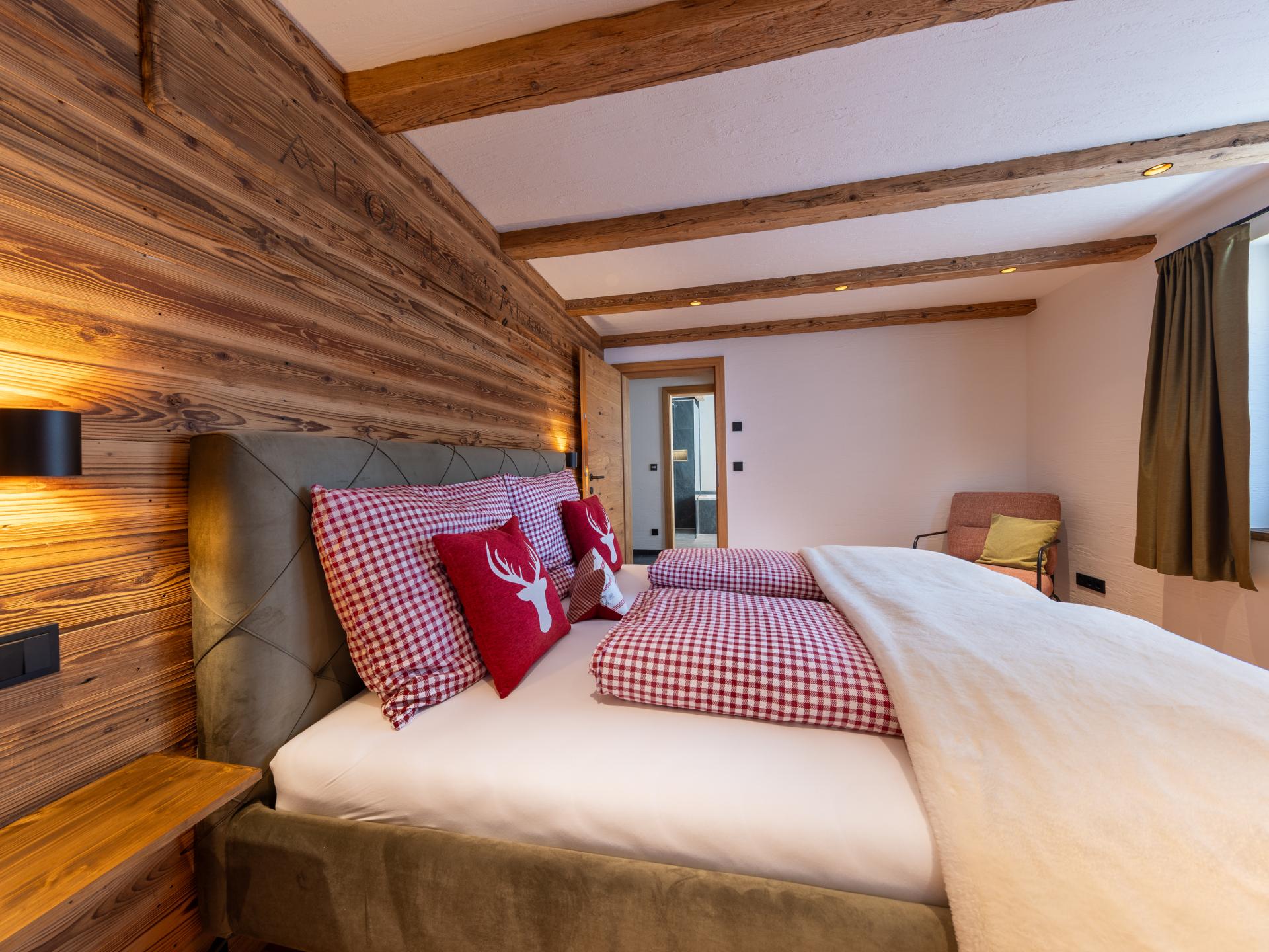 Luxe alpine appartement aan de piste in Kitzbühel met zonneterras - foto 14