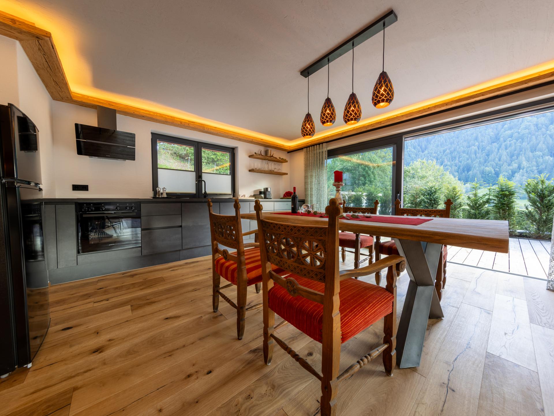 Luxe alpine appartement aan de piste in Kitzbühel met zonneterras - foto 5