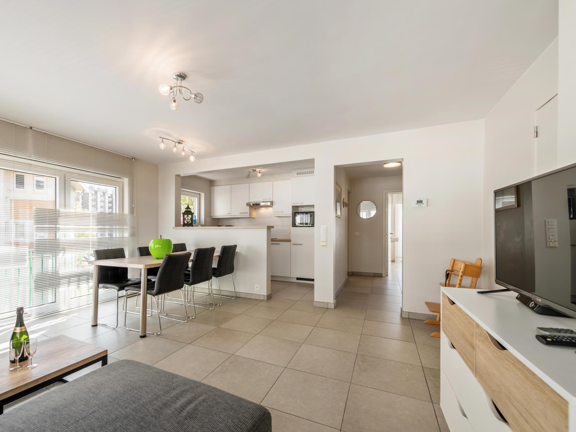 Gerenoveerd Appartement voor 6 Personen, 200m van het Strand in Nieuwpoort-Bad - foto 3