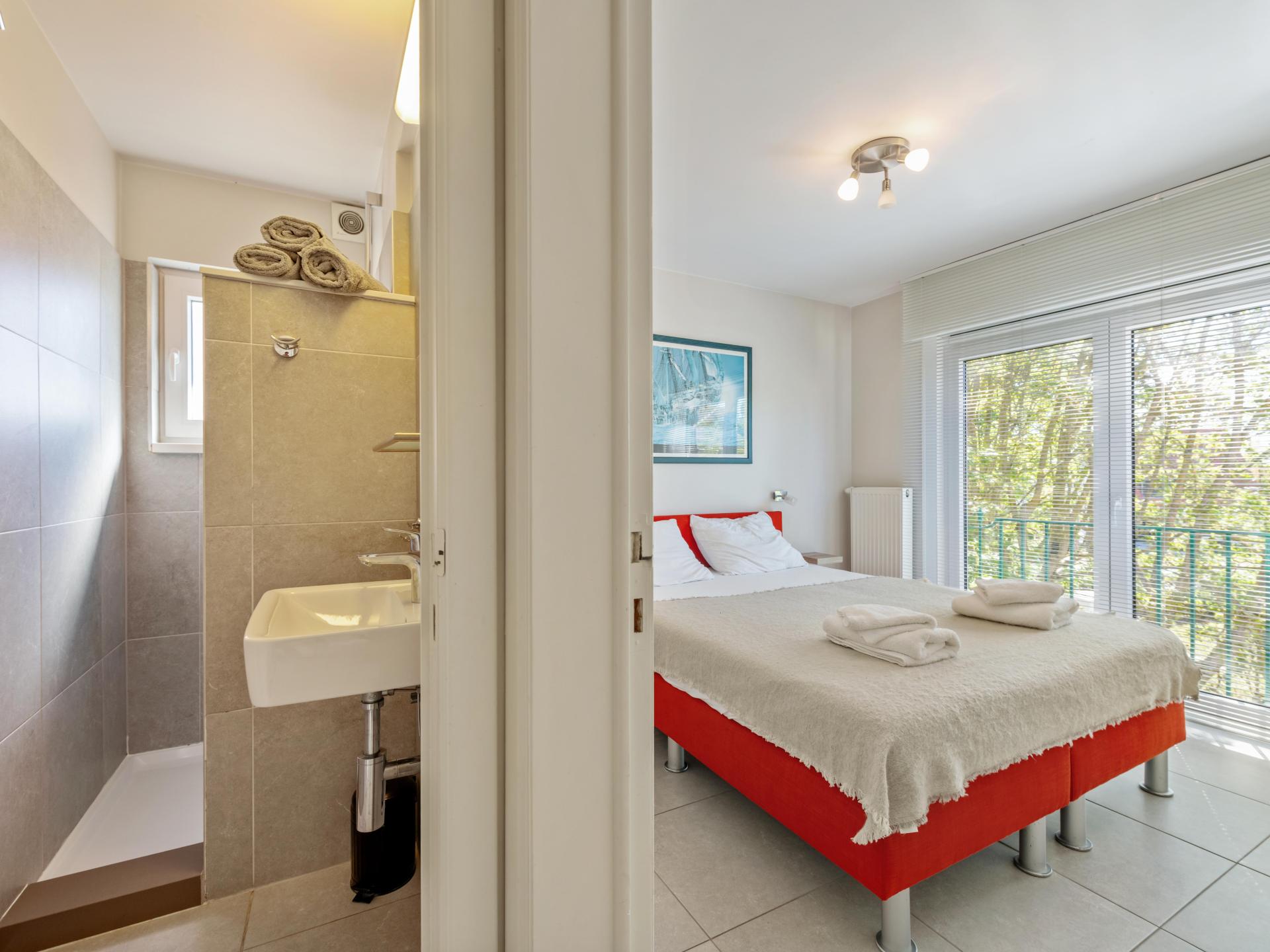 Gerenoveerd Appartement voor 6 Personen, 200m van het Strand in Nieuwpoort-Bad - foto 21