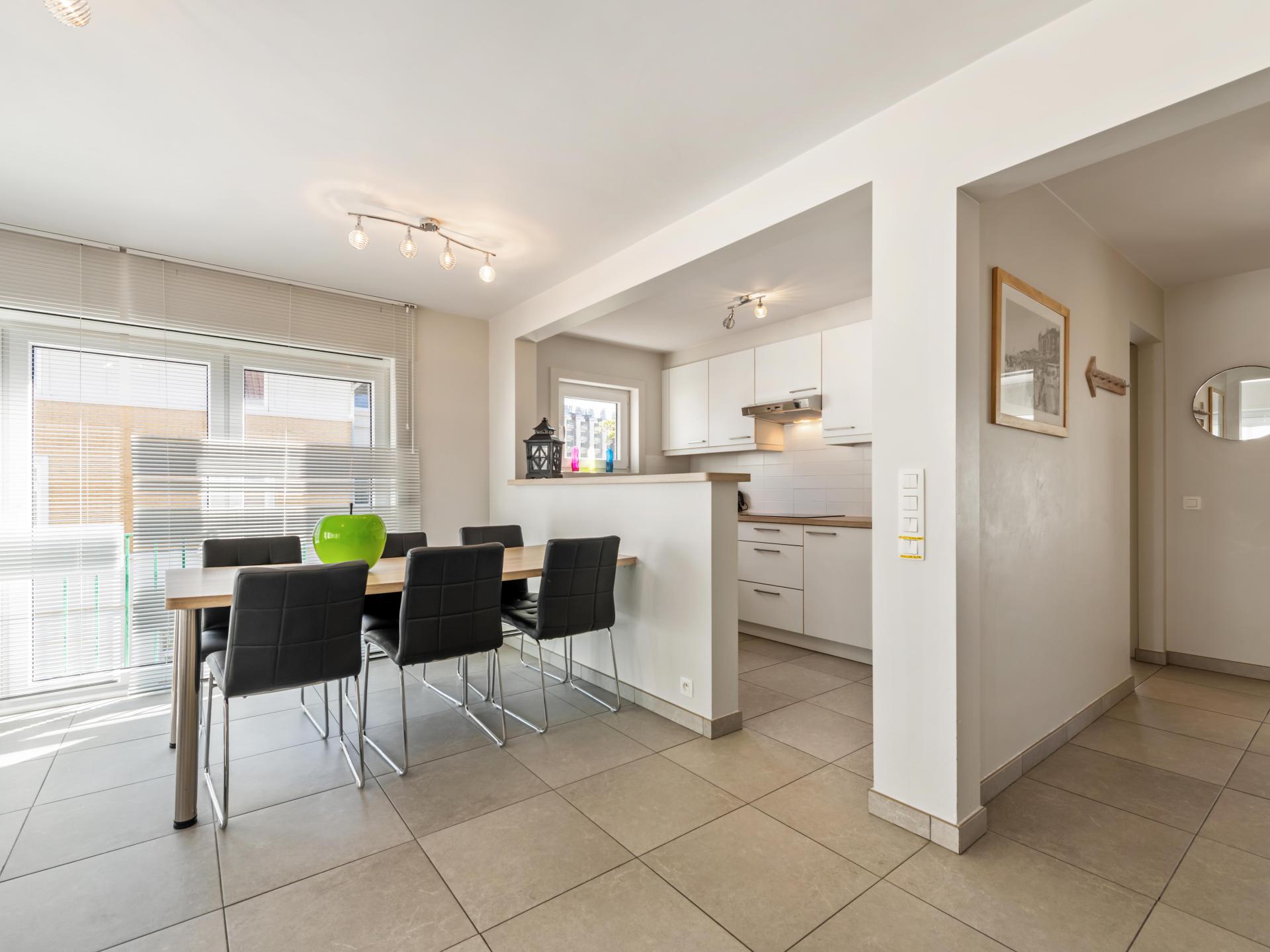 Gerenoveerd Appartement voor 6 Personen, 200m van het Strand in Nieuwpoort-Bad - foto 15