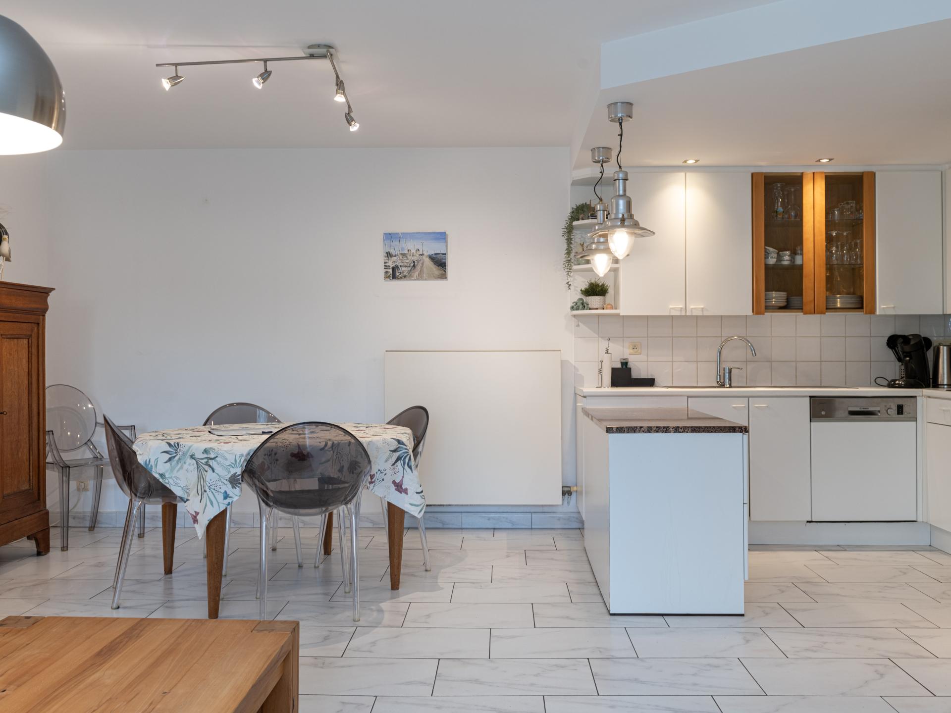 Op 1,2 km van zee: ruim appartement in centrum Nieuwpoort - foto 9