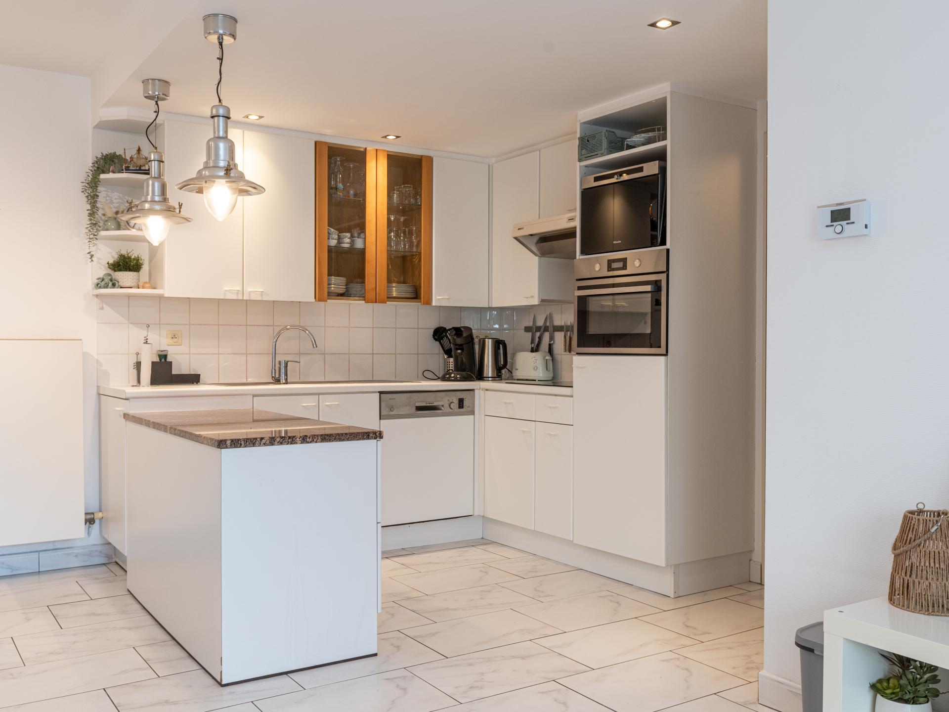 Op 1,2 km van zee: ruim appartement in centrum Nieuwpoort - foto 10