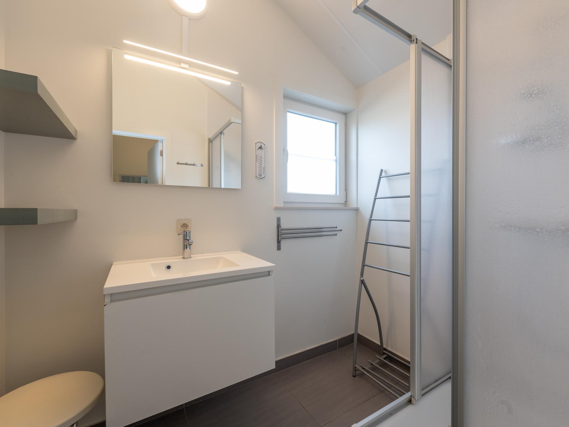 Ecologisch vakantiehuis voor 6 personen, 160m van het centrum van Lombardsijde - foto 15