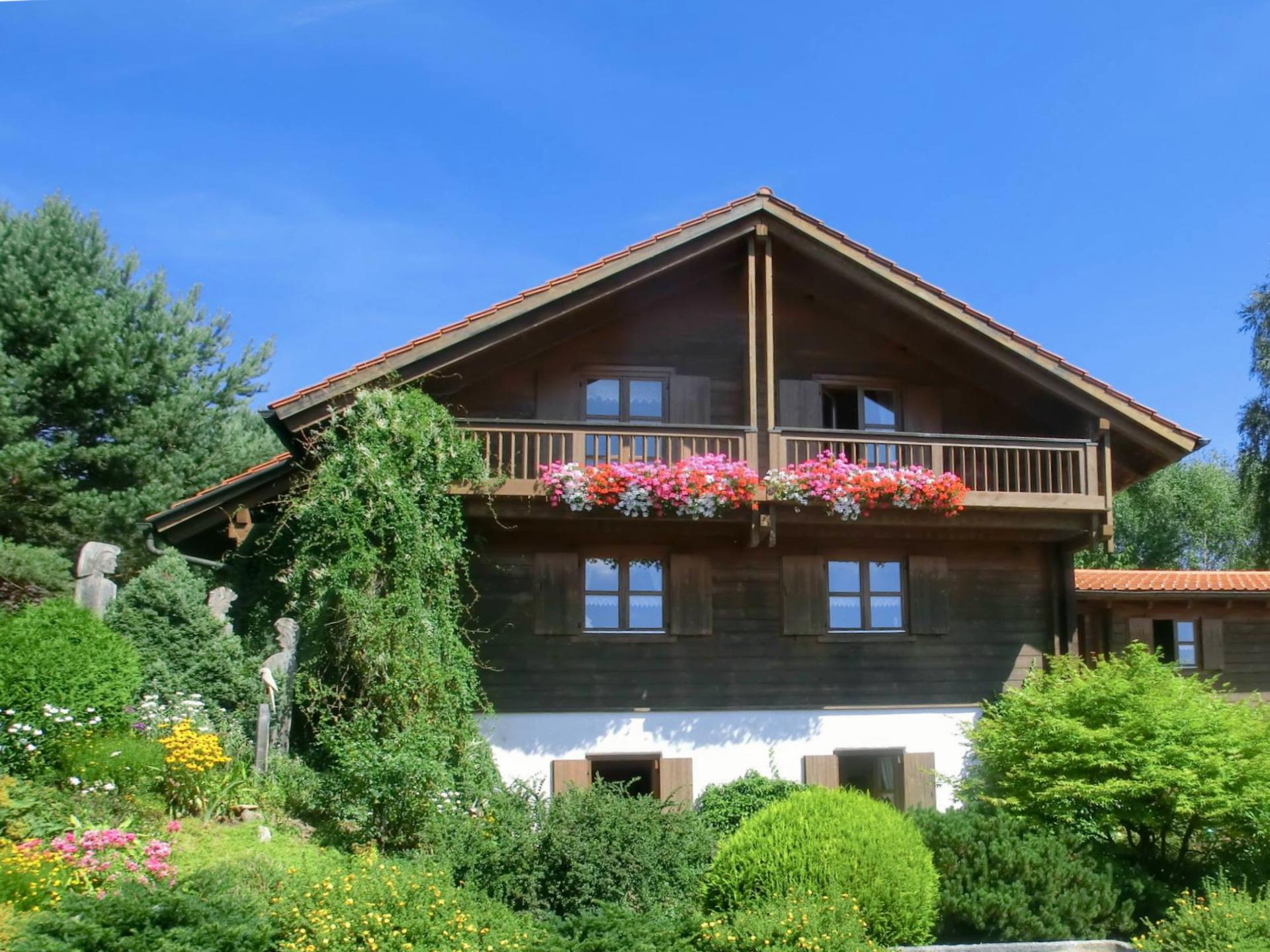 2-persoons appartement met tuin in Bayerisch Eisenstein - foto 1
