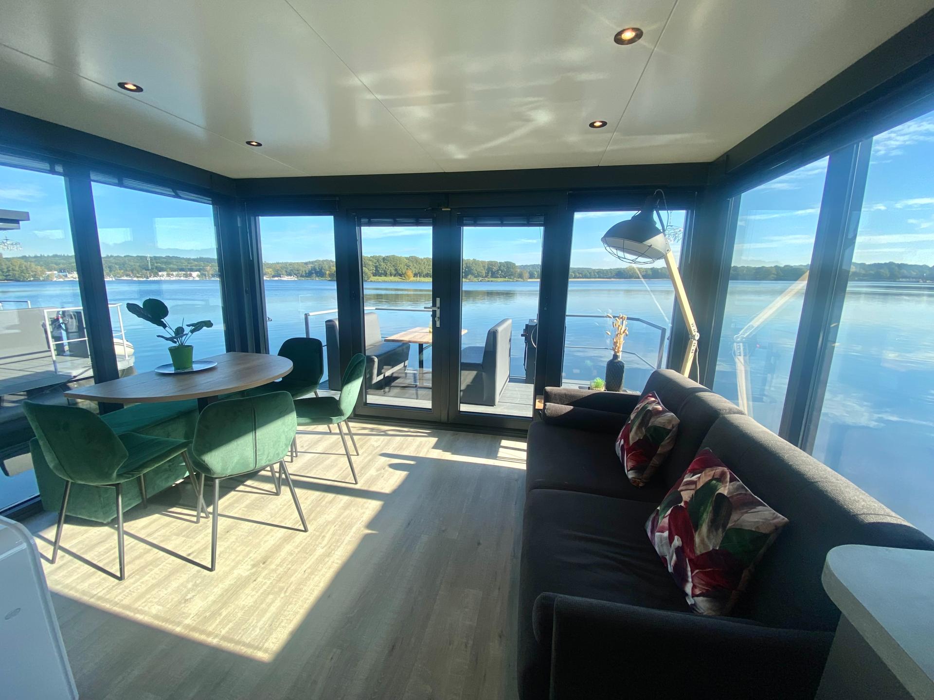 Drijvende havenlodge aan de Mookerplas in Limburg - foto 7