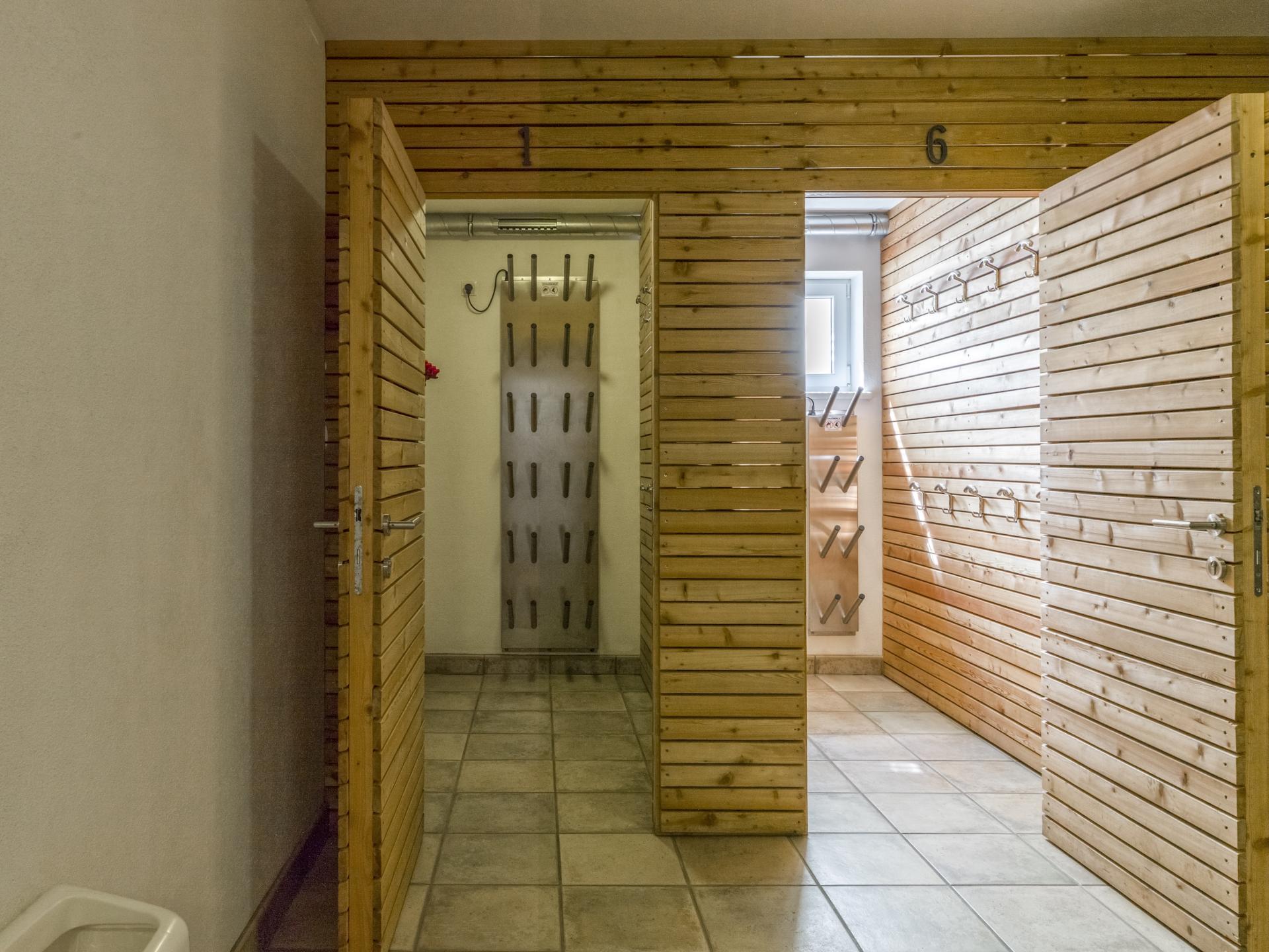 Wellnessappartement Ski-in/Ski-out bij gondel in Brixen im Thale - foto 21