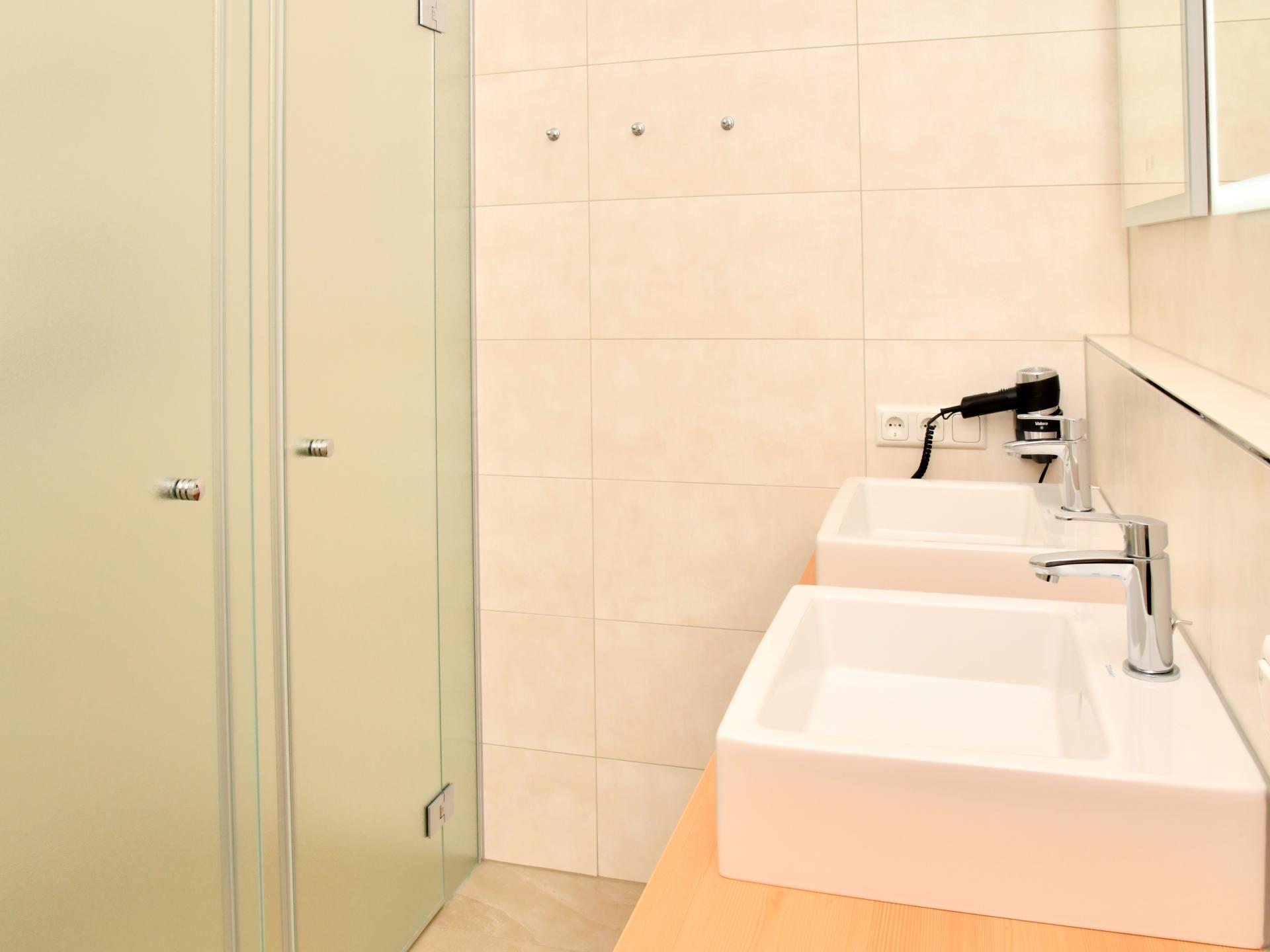 Wellnessappartement Ski-in/Ski-out bij gondel in Brixen im Thale - foto 6