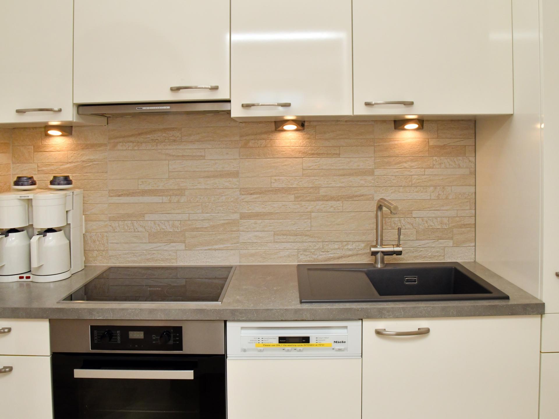 Luxe appartement met wellness, 20m van de gondel in Brixen im Thale - foto 2