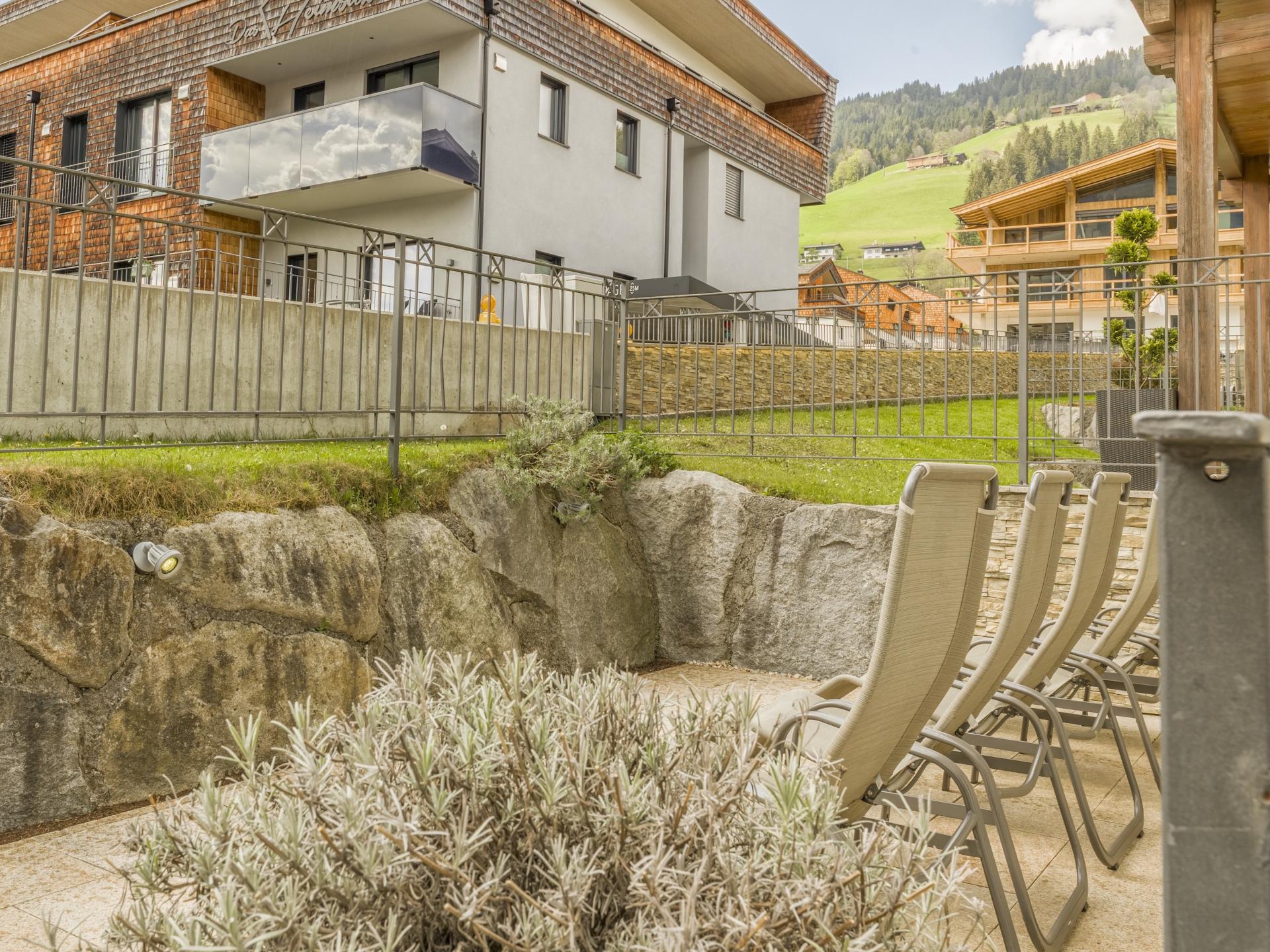Luxe appartement met wellness, 20m van de gondel in Brixen im Thale - foto 1