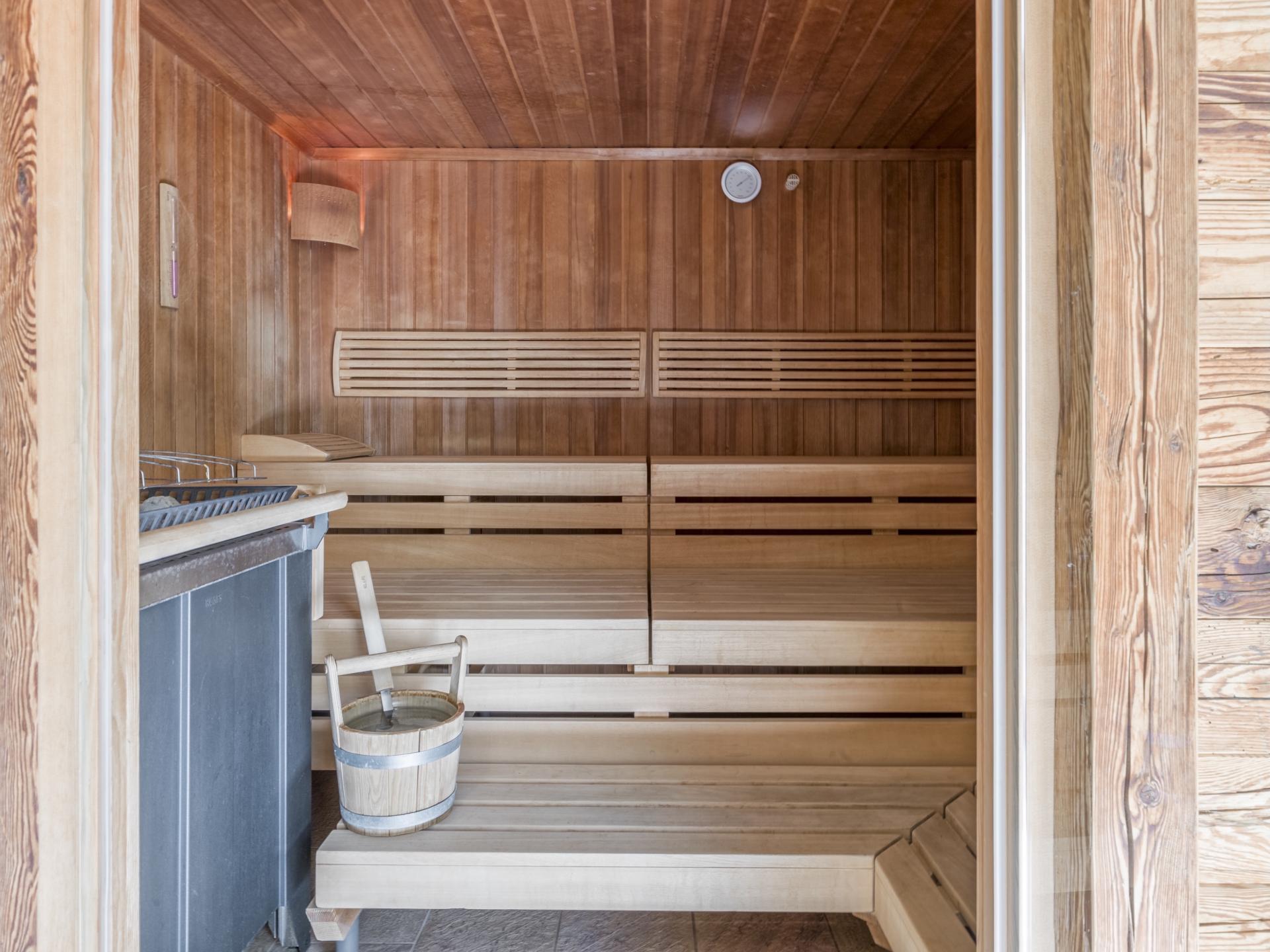 Luxe appartement met wellness, 20m van de gondel in Brixen im Thale - foto 12