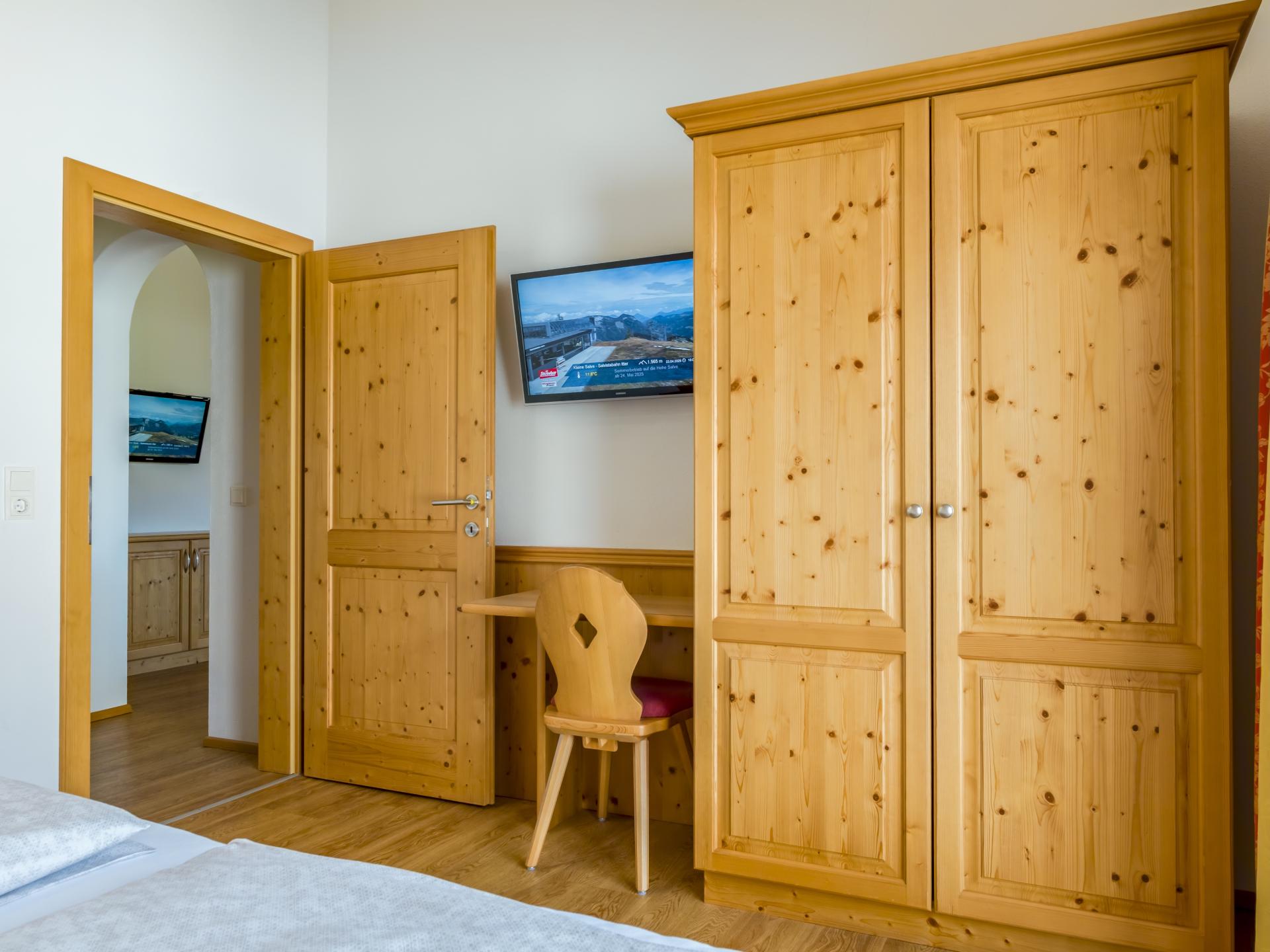 Ruim wellnessappartement voor 12 personen direct aan de gondel in Brixen im Thale - foto 21