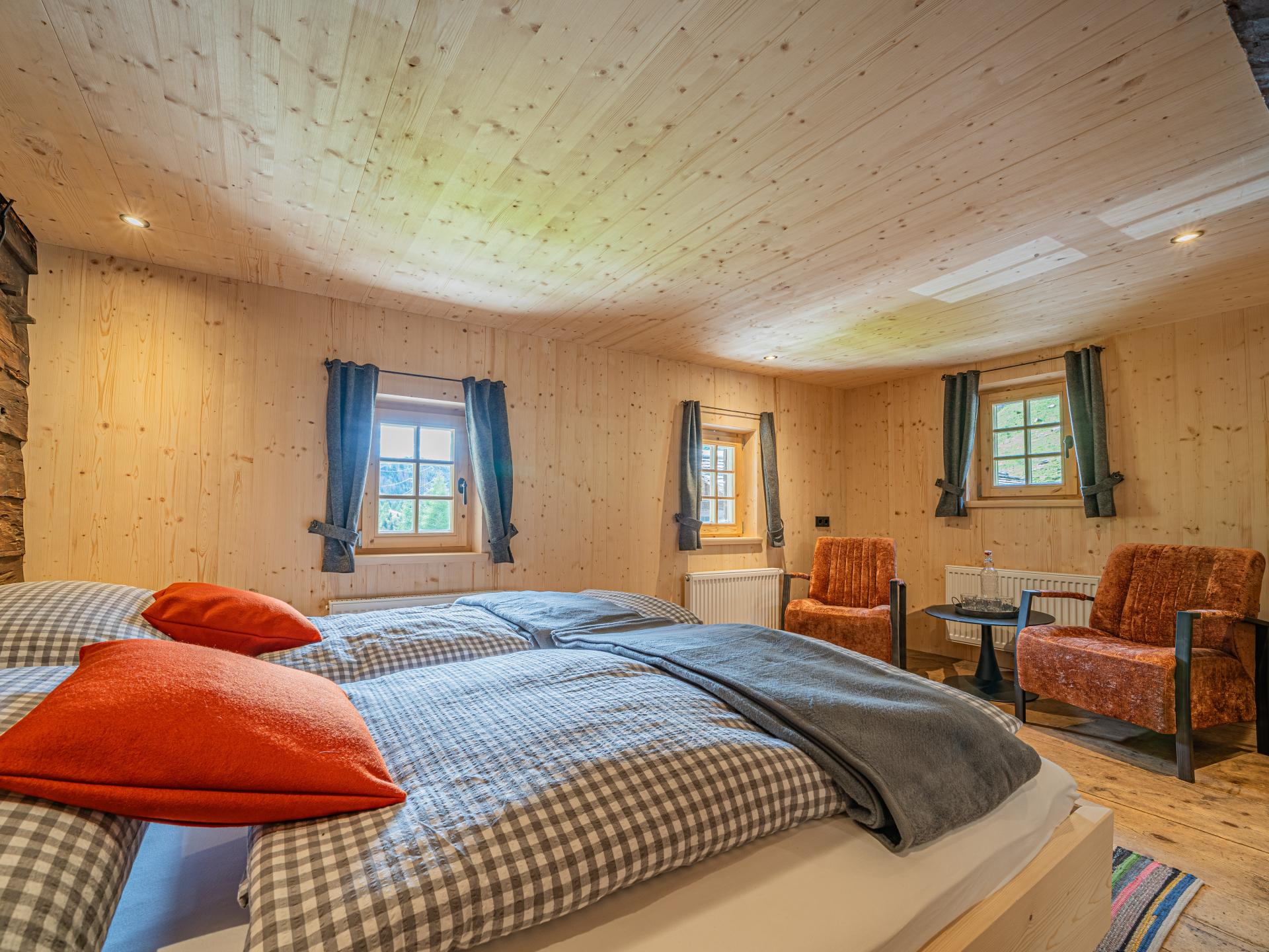 Historisch chalet voor 12 personen met tuin, sauna en bergzicht in Matrei - foto 17