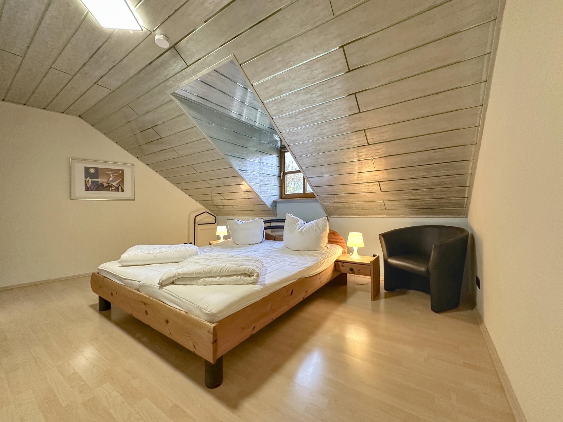 Ruim appartement met balkon en uitzicht in Riedenburg - foto 6