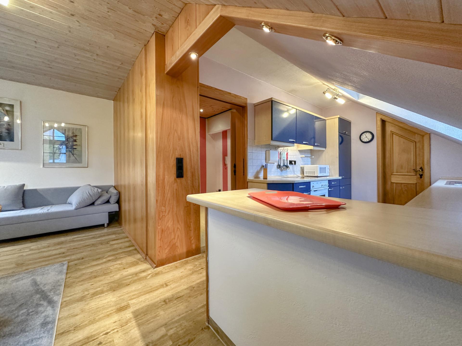 Ruim appartement met balkon en uitzicht in Riedenburg - foto 12