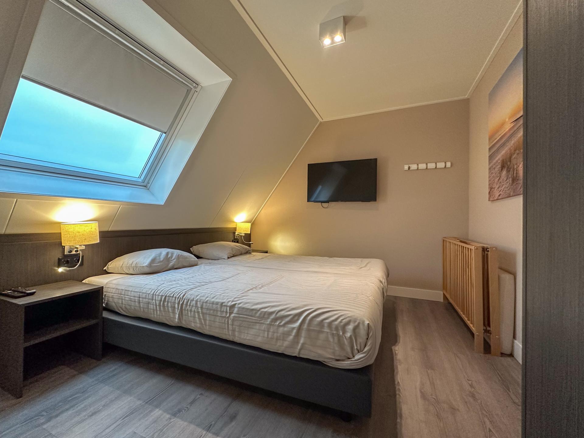 Wellnessvilla met sauna en tuin, 500m van het strand in Colijnsplaat - foto 26
