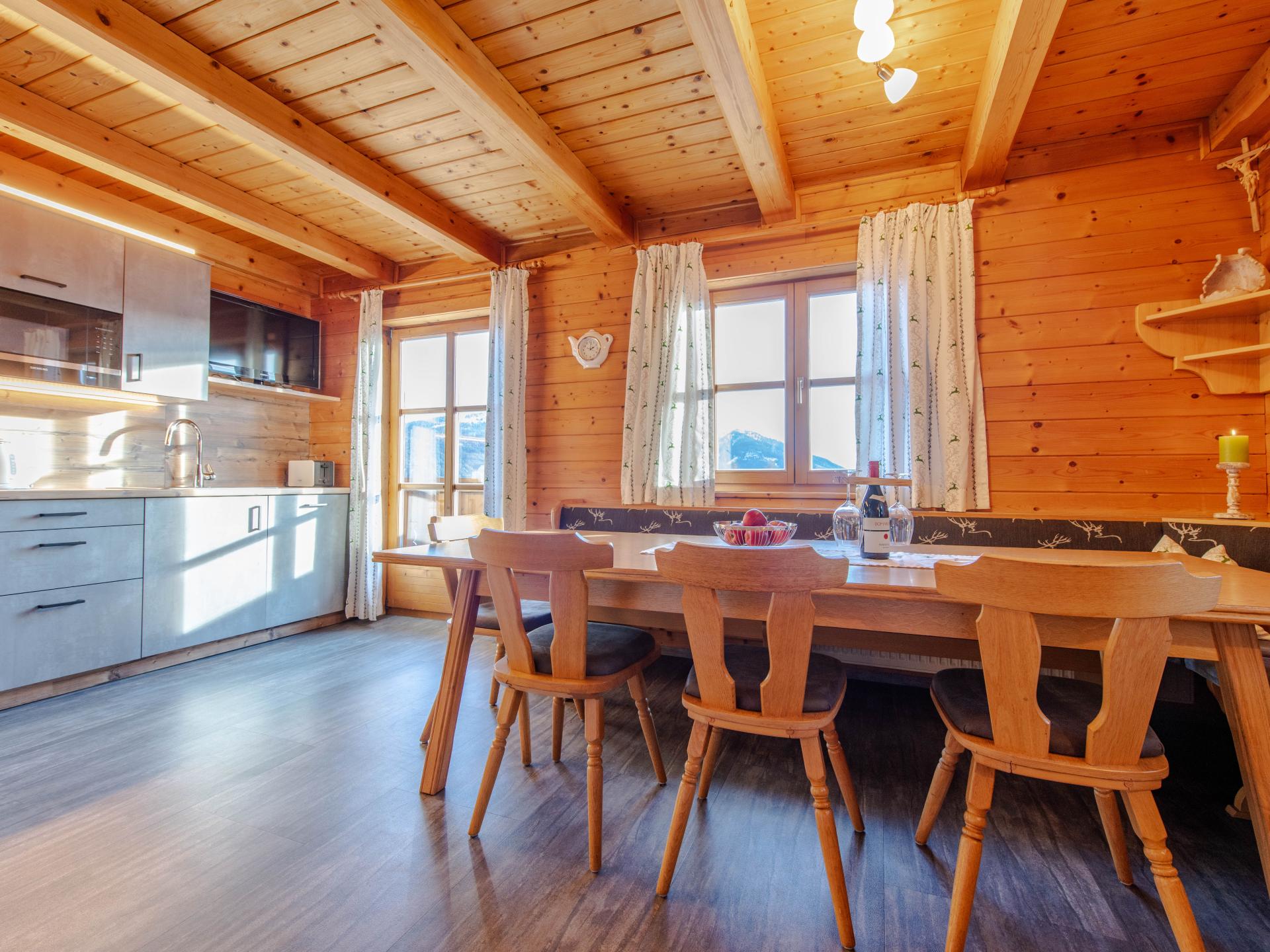 Ruim appartement op de berg bij Wagrain met panoramisch uitzicht - foto 3