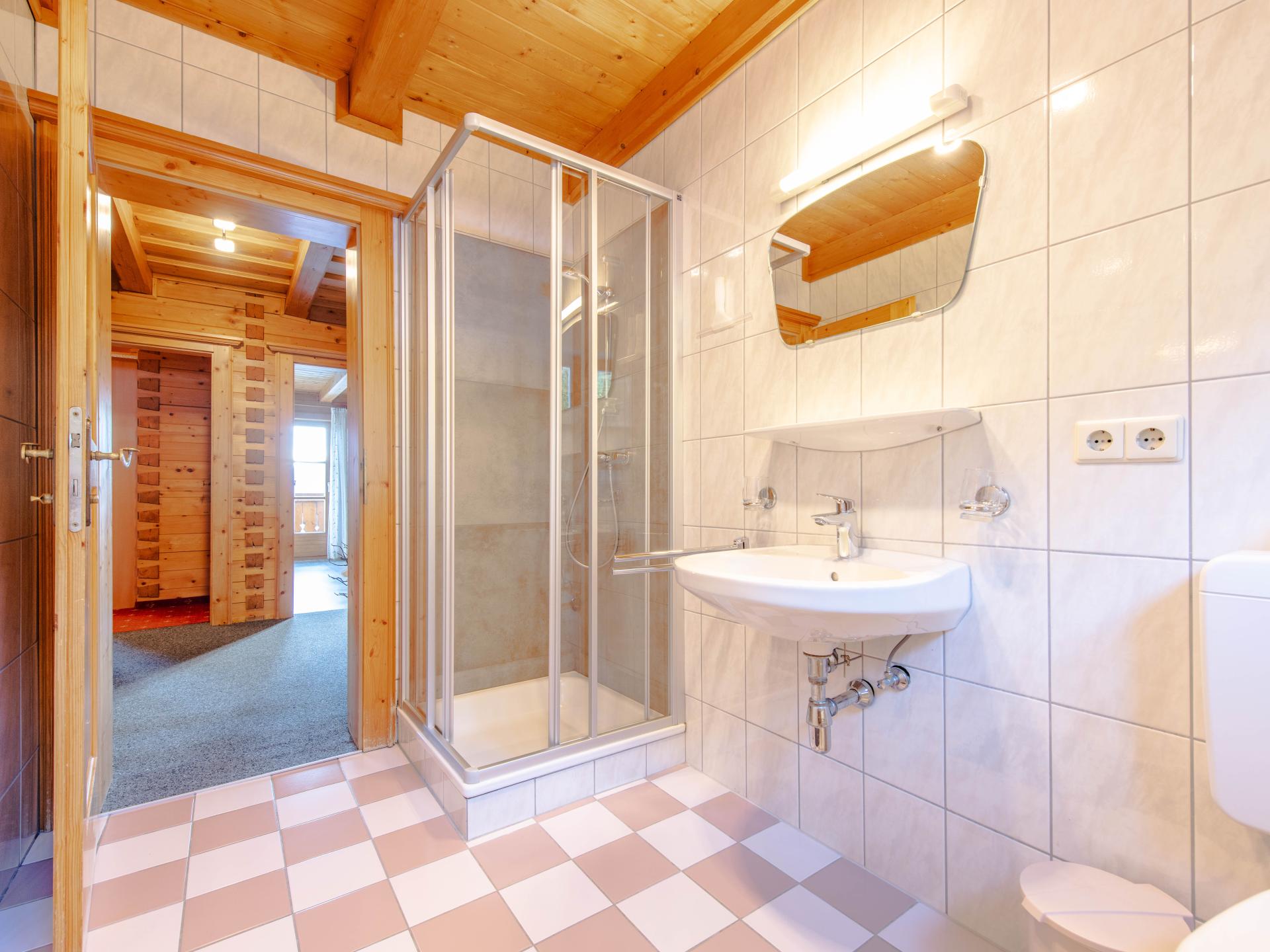 Ruim appartement op de berg bij Wagrain met panoramisch uitzicht - foto 15
