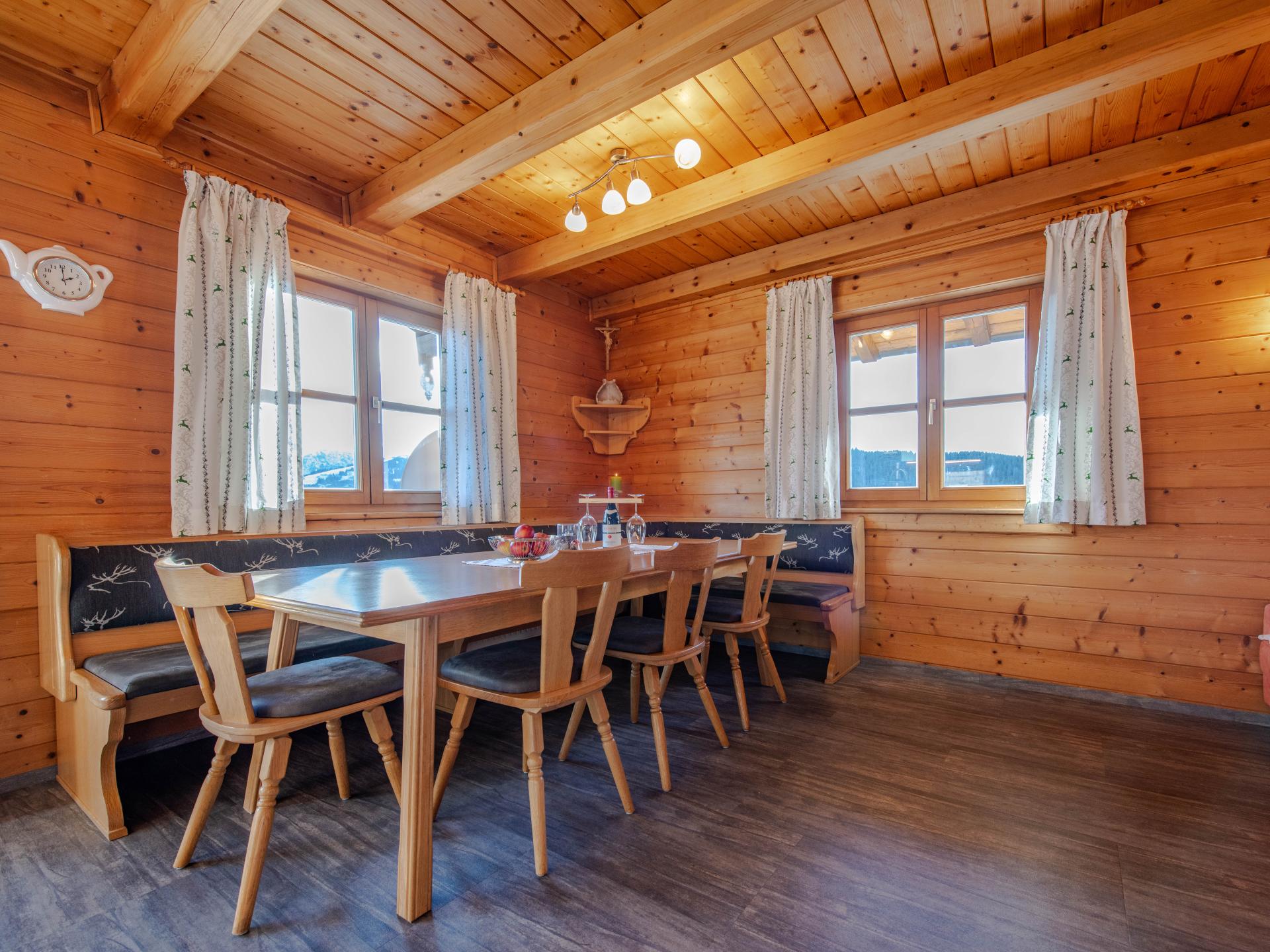 Ruim appartement op de berg bij Wagrain met panoramisch uitzicht - foto 4